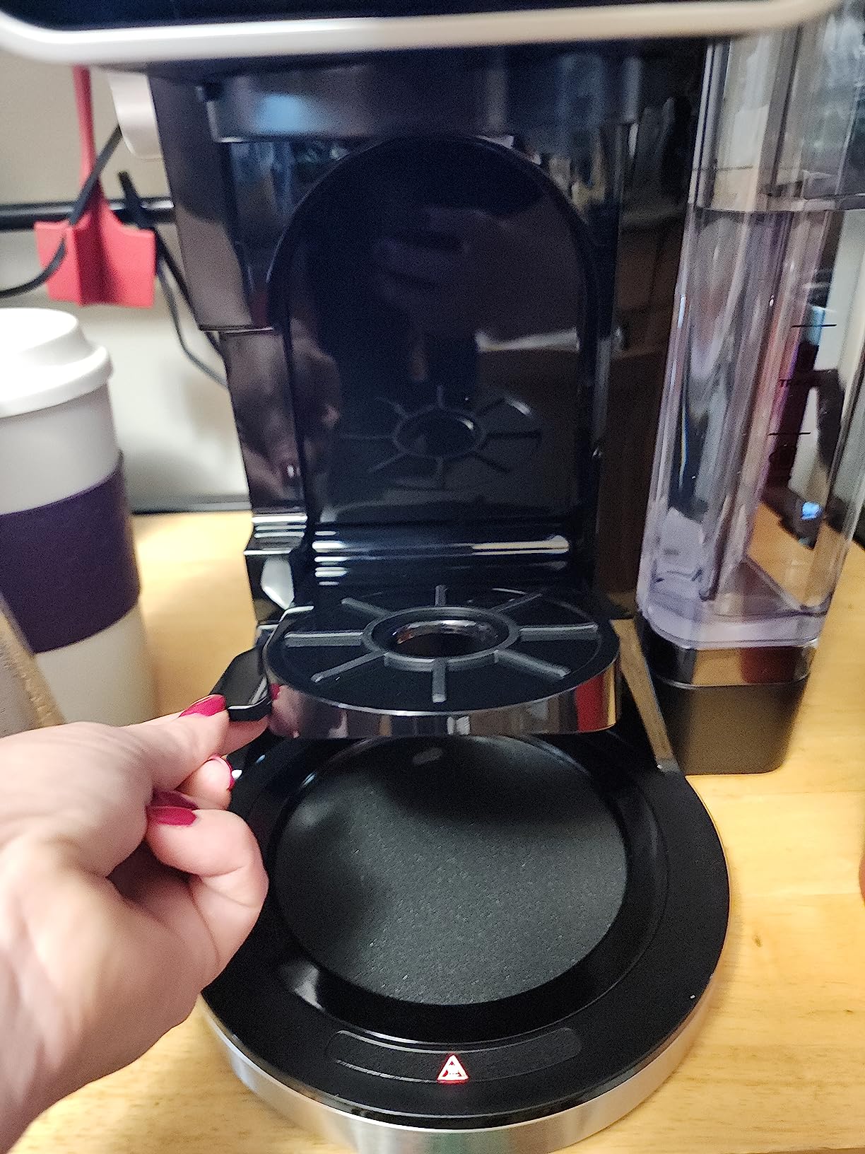 Ninja Drip Coffee Maker With K Cup Combo, DualBrew Pro Specialty Coffee System, Coffee Machine Compatible with K-Cup Pods, 12 Cup Single Serve Coffee Makers with Paper Filter, CFP301 Customer Review Ninja Drip Coffee Maker With K Cup Combo, DualBrew Pro Specialty Coffee System, Coffee Machine Compatible with K-Cup Pods, 12 Cup Single Serve Coffee Makers with Paper Filter, CFP301 - Customer Photo 2