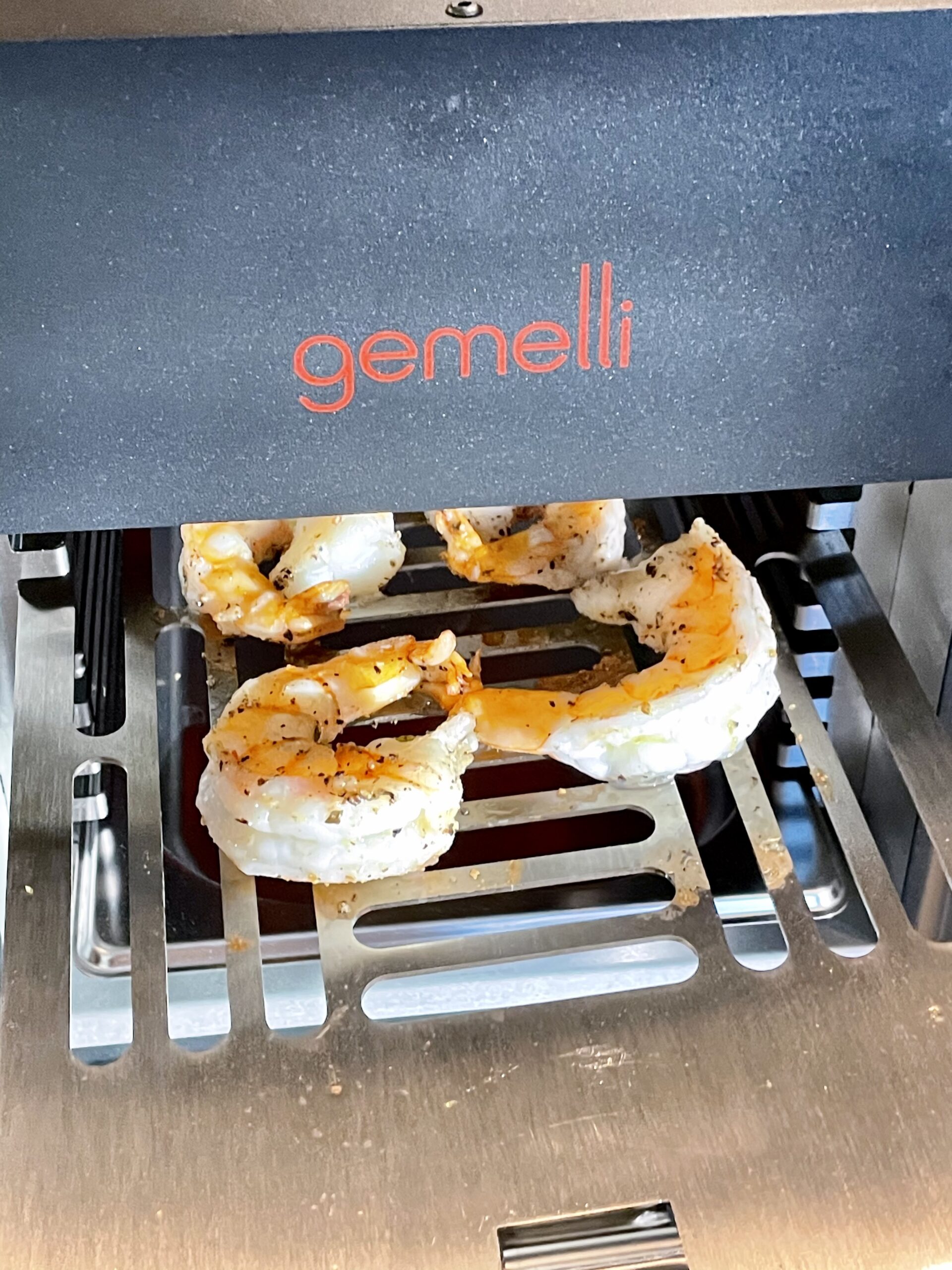 Gemelli Home Gourmet Steak Grille (1600 Watt), Steakhouse Quality, Infrared Ceramic Superheating Up to 1560 Degrees, Indoor Electric Infrared Grill and Sear Station, Stainless Steel Accessories Customer Review Gemelli Home Gourmet Steak Grille (1600 Watt), Steakhouse Quality, Infrared Ceramic Superheating Up to 1560 Degrees, Indoor Electric Infrared Grill and Sear Station, Stainless Steel Accessories - Customer Photo 2