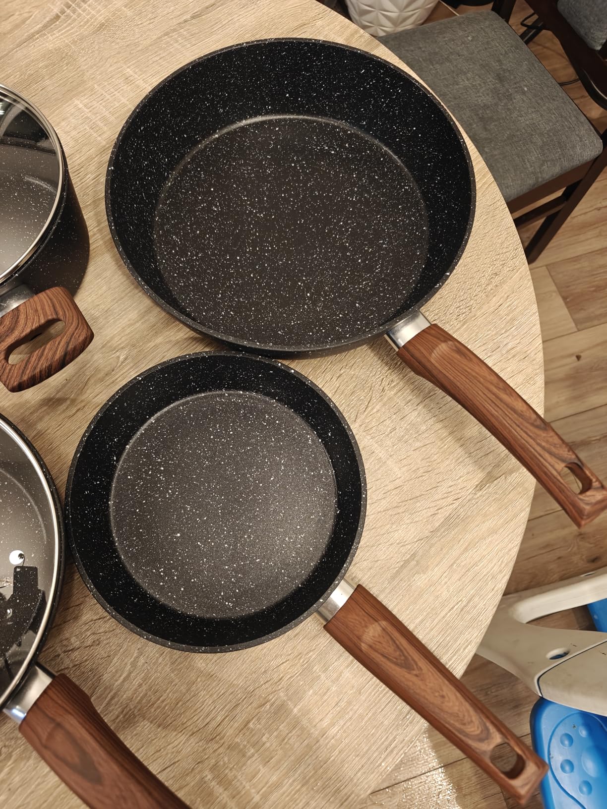 Kitchen Academy Induction Cookware Sets - 12 Piece Cooking Pan Set, Granite Black Nonstick Pots and Pans Set Customer Review Kitchen Academy Induction Cookware Sets - 12 Piece Cooking Pan Set, Granite Black Nonstick Pots and Pans Set - Customer Photo 2
