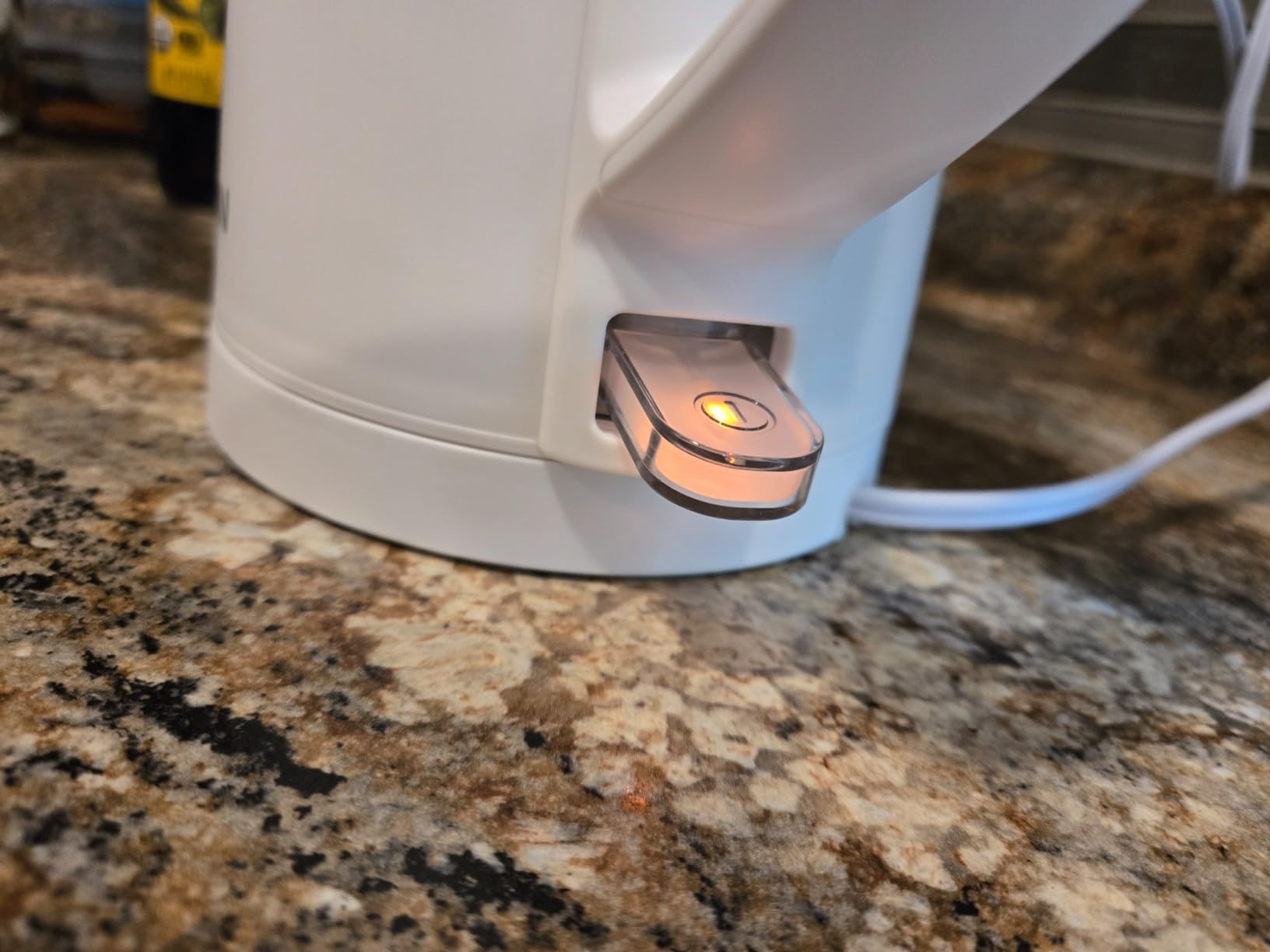 Dezin 0.8L Electric Kettle, Small Electric Kettle with Double Wall Construction, 304 Stainless Steel Electric Tea Kettle for Business Trip, Portable Travel Kettle with Auto Shut-Off (Without Cup) - Customer Photo 3