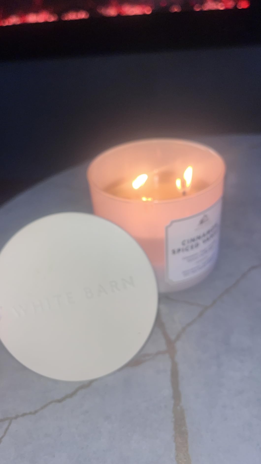 Bath and Body Works, White Barn 3-Wick Candle w/Essential Oils - 14.5 oz - 2021 Core Scents! (Cinnamon Spiced Vanilla) - Customer Photo 2