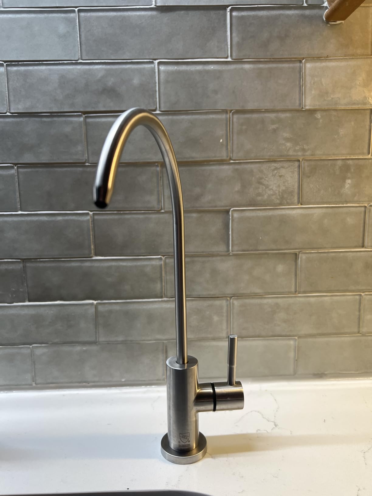WEWE Kitchen Faucets, Commercial Brushed Nickel Stainless Steel Pull Down Sprayer Single Hole Single Handle RV Farmhouse Laundry Outdoor Faucet for Kitchen Sink, llaves para fregaderos de cocina Customer Review WEWE Kitchen Faucets, Commercial Brushed Nickel Stainless Steel Pull Down Sprayer Single Hole Single Handle RV Farmhouse Laundry Outdoor Faucet for Kitchen Sink, llaves para fregaderos de cocina - Customer Photo 1