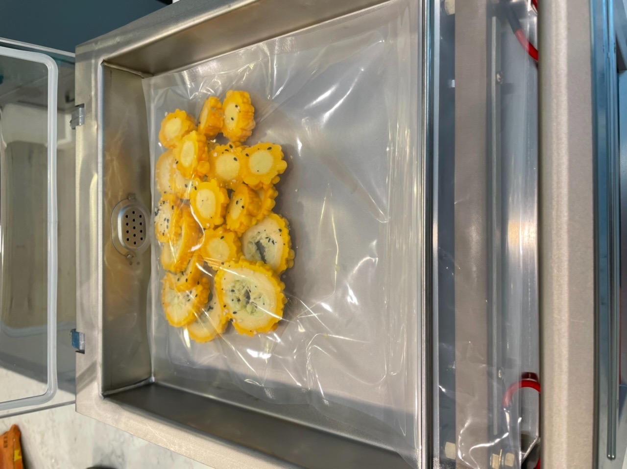Chamber Vacuum Sealer, CM255, Perfect for Home and Commercial Kitchens, Industrial Grade Packaging Machine with High Powered Pump Customer Review Chamber Vacuum Sealer, CM255, Perfect for Home and Commercial Kitchens, Industrial Grade Packaging Machine with High Powered Pump - Customer Photo 1
