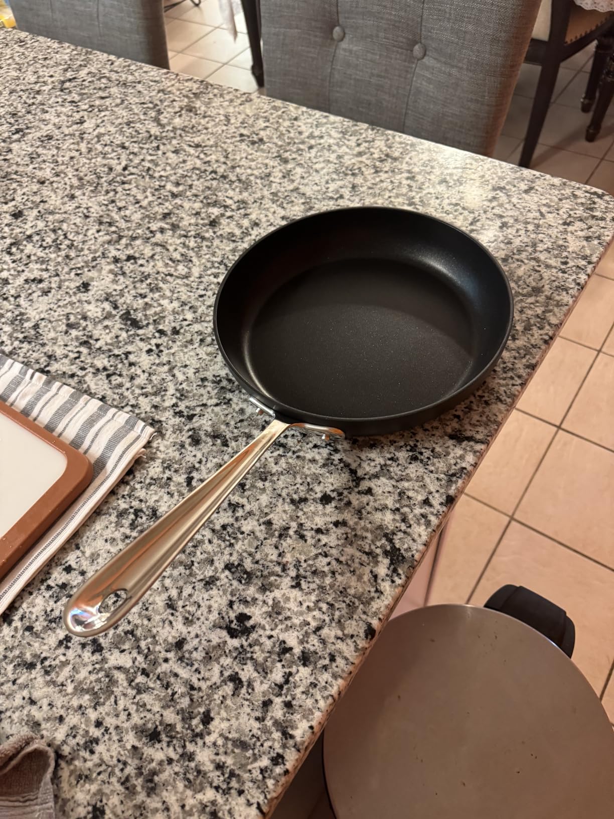 All-Clad HA1 Hard Anodized Nonstick Fry Pan Set – 3-Piece Cookware, 8 All-Clad HA1 Hard Anodized Nonstick Fry Pan Set – 3-Piece Cookware, 8