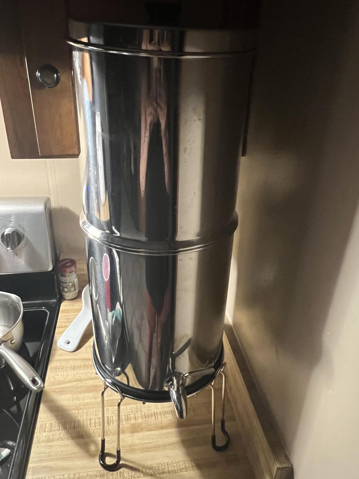 Purewell 3-Stage 0.01 Micron Ultra-Filtration Gravity Water Filter System, NSF/ANSI 42&372 Certification, 304 Stainless Steel Countertop System with 2 Filters and Stand, Reduce 99% Chlorine, 2.25G, PW-OB customer photo 1