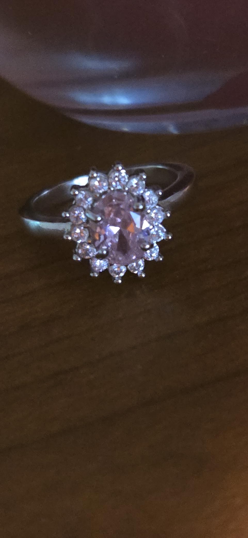 Jackpot Candles Pinot Noir Wine Glass Candle with Ring Inside (Surprise Jewelry Valued at 15 to 5,000 Dollars) Ring Size 7 - Customer Photo 1