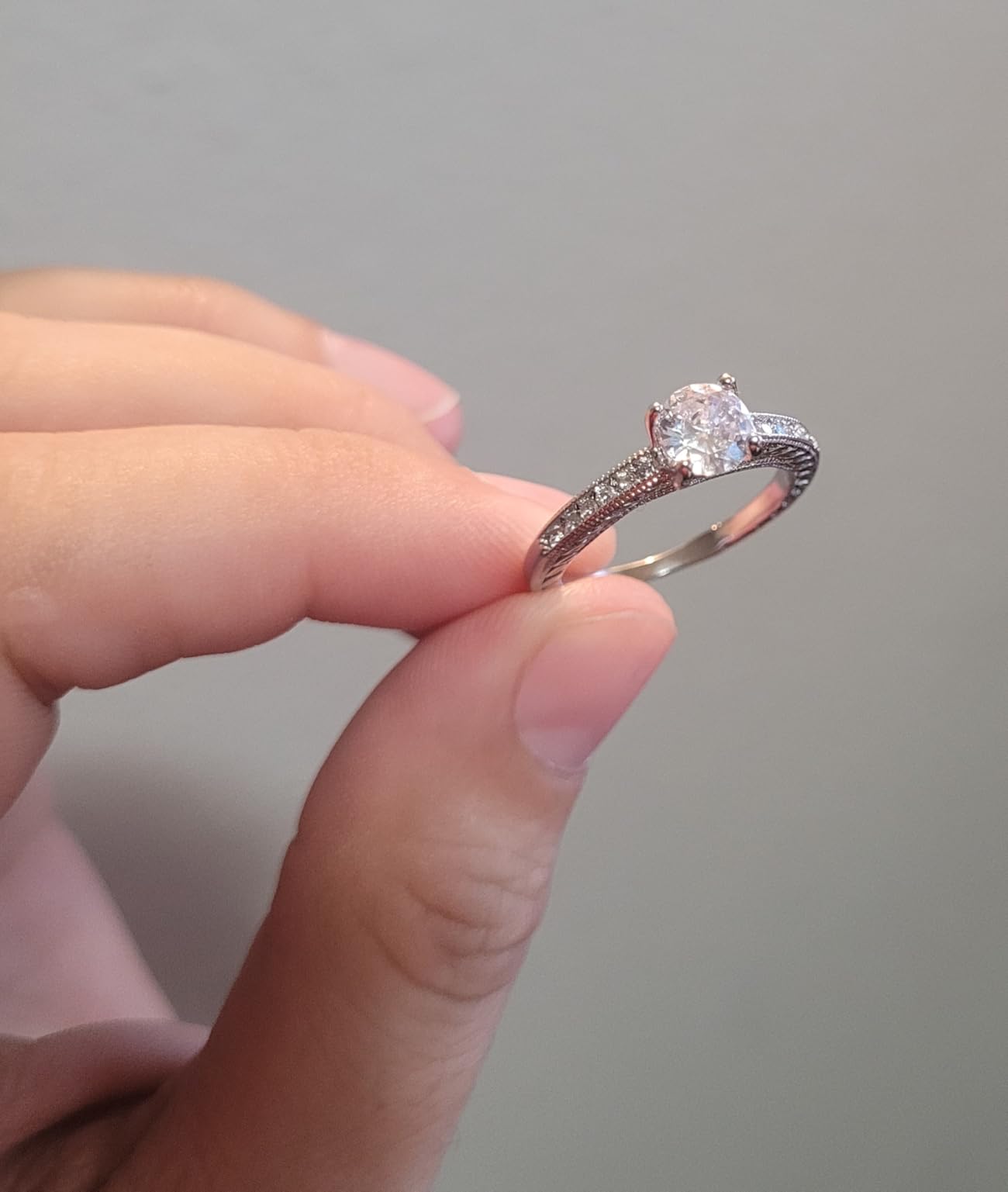Jackpot Candles Chardonnay Wine Glass Candle with Ring Inside (Surprise Jewelry Valued at 15 to 5,000 Dollars) Ring Size 7 - Customer Photo 1