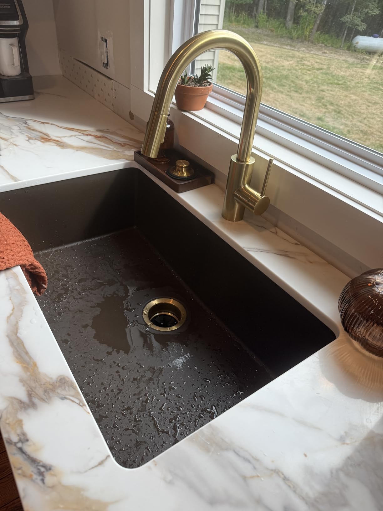 Karran 33 Inch White Undermount Single Bowl Quartz Composite Kitchen Sink, Extra Deep 9