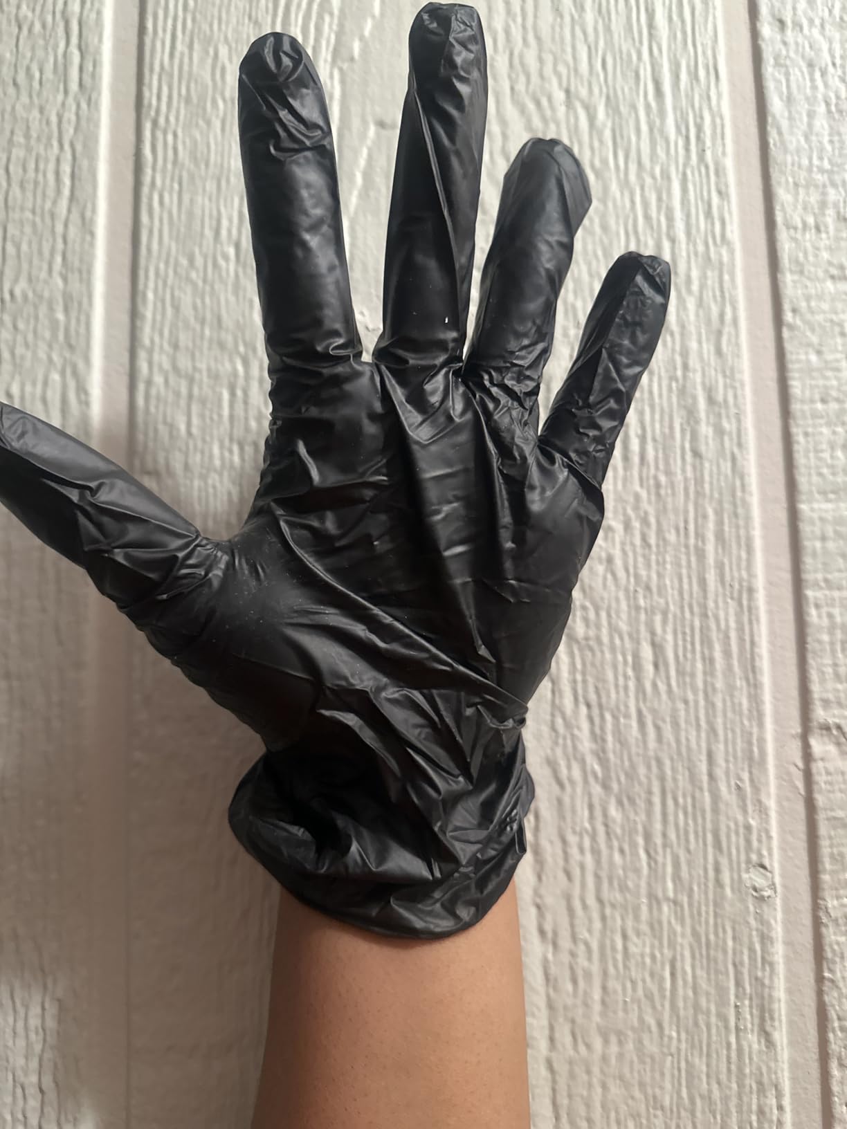 Schneider Vinyl Synthetic Exam Gloves, 4 Mil, Latex Free Disposable Gloves for Medical, Cooking, Cleaning, and Food Prep Customer Review Schneider Vinyl Synthetic Exam Gloves, 4 Mil, Latex Free Disposable Gloves for Medical, Cooking, Cleaning, and Food Prep - Customer Photo 2