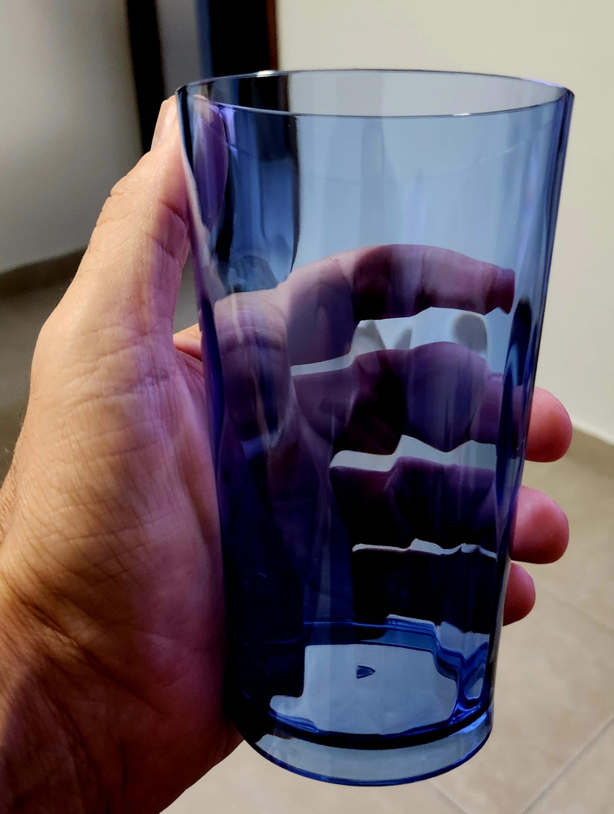 Unbreakable Plastic Drinking Glasses [Set of 6] Shatterproof Tumblers, Reusable Glass Cups, Dishwasher Safe (16 Ounces) - Customer Photo 1