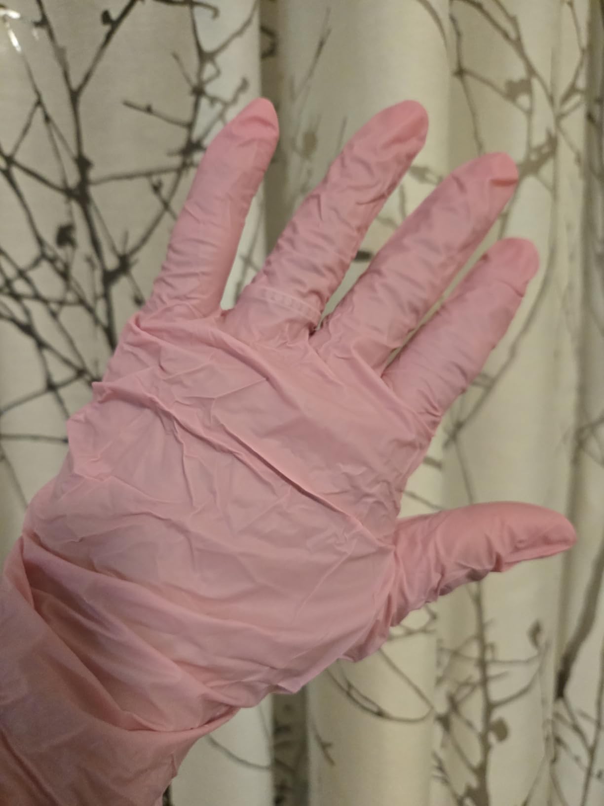 Hand-E Touch Pink Nitrile Disposable Gloves - Esthetician, Nail Tech, Hair Dye & Stylist, Cleaning Gloves - Customer Photo 2
