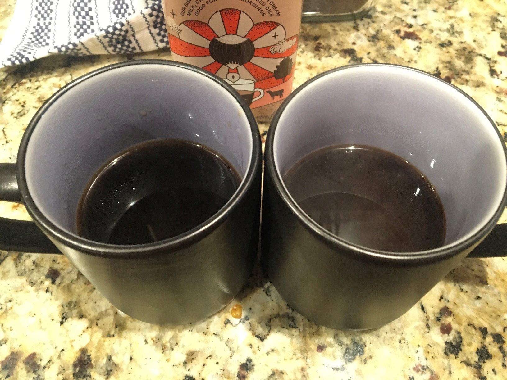 London Sip Stainless Steel Stovetop Espresso Maker Moka Pot Italian Coffee Percolator, Silver, 10 Espresso Cups Customer Review London Sip Stainless Steel Stovetop Espresso Maker Moka Pot Italian Coffee Percolator, Silver, 10 Espresso Cups - Customer Photo 1