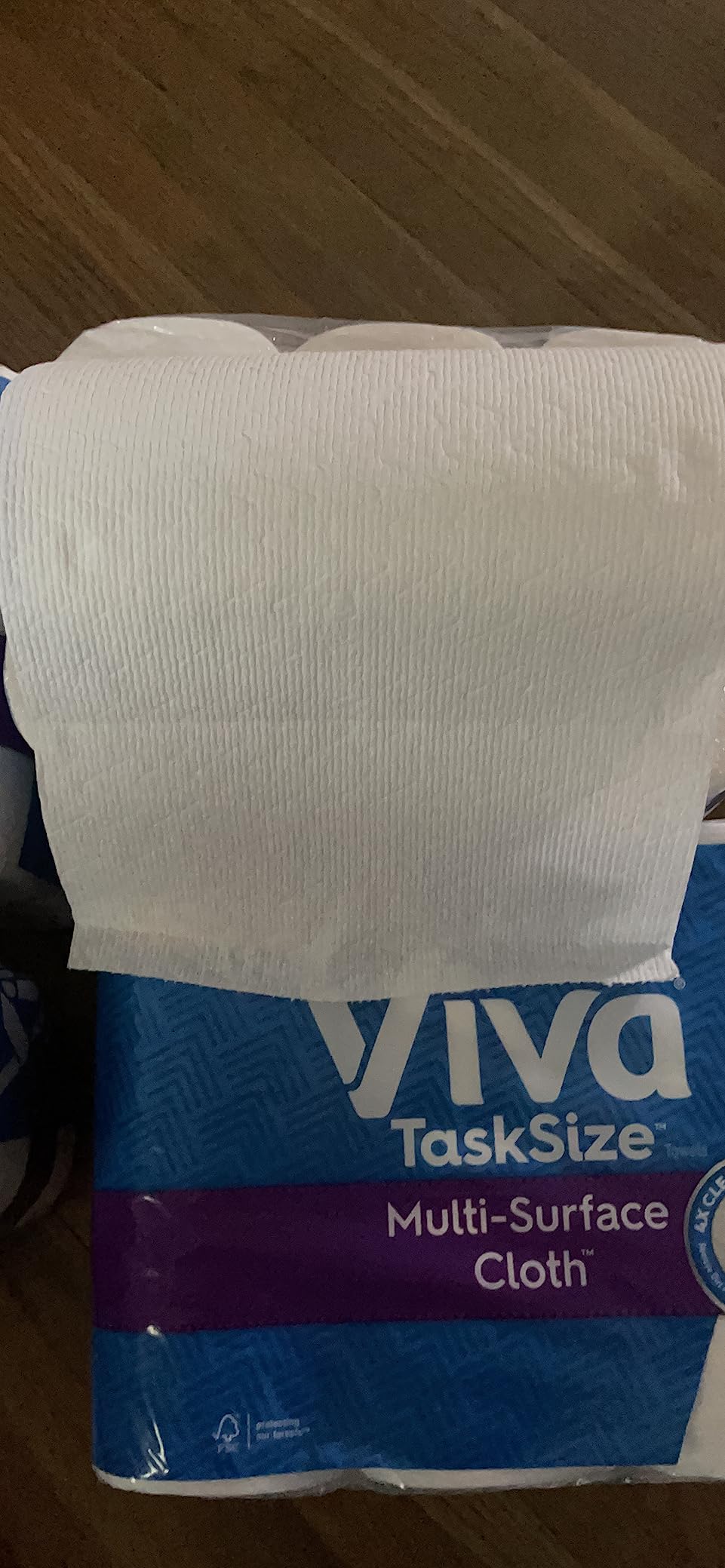 Viva Multi-Surface Cloth Paper Towels, Task Size - 12 Super Rolls (2 Packs of 6) - 81 Sheets Per Roll Customer Review Viva Multi-Surface Cloth Paper Towels, Task Size - 12 Super Rolls (2 Packs of 6) - 81 Sheets Per Roll - Customer Photo 2