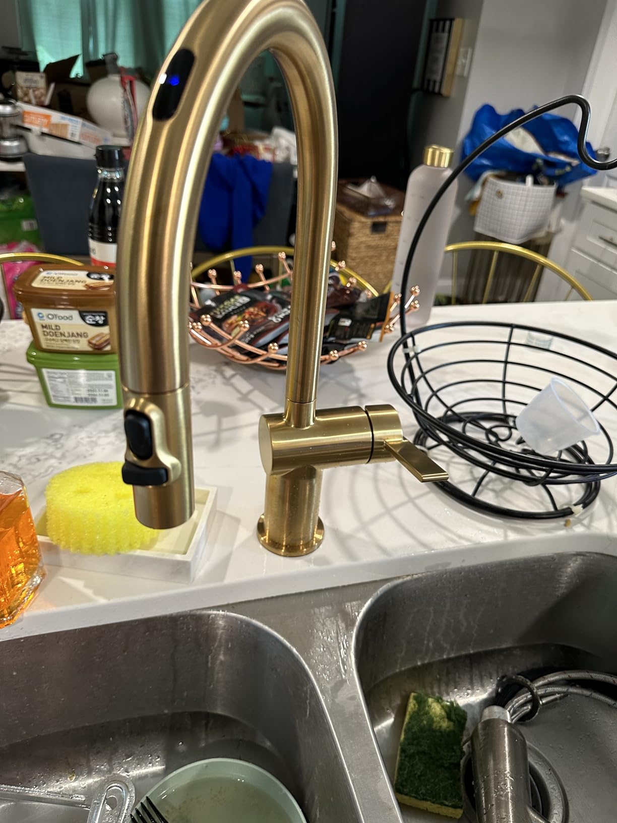 Moen Brushed Gold Cia Motionsense Wave Sensor Touchless One Handle Pulldown Kitchen Faucet Featuring Power Clean, 7622EWBG Customer Review Moen Brushed Gold Cia Motionsense Wave Sensor Touchless One Handle Pulldown Kitchen Faucet Featuring Power Clean, 7622EWBG - Customer Photo 2
