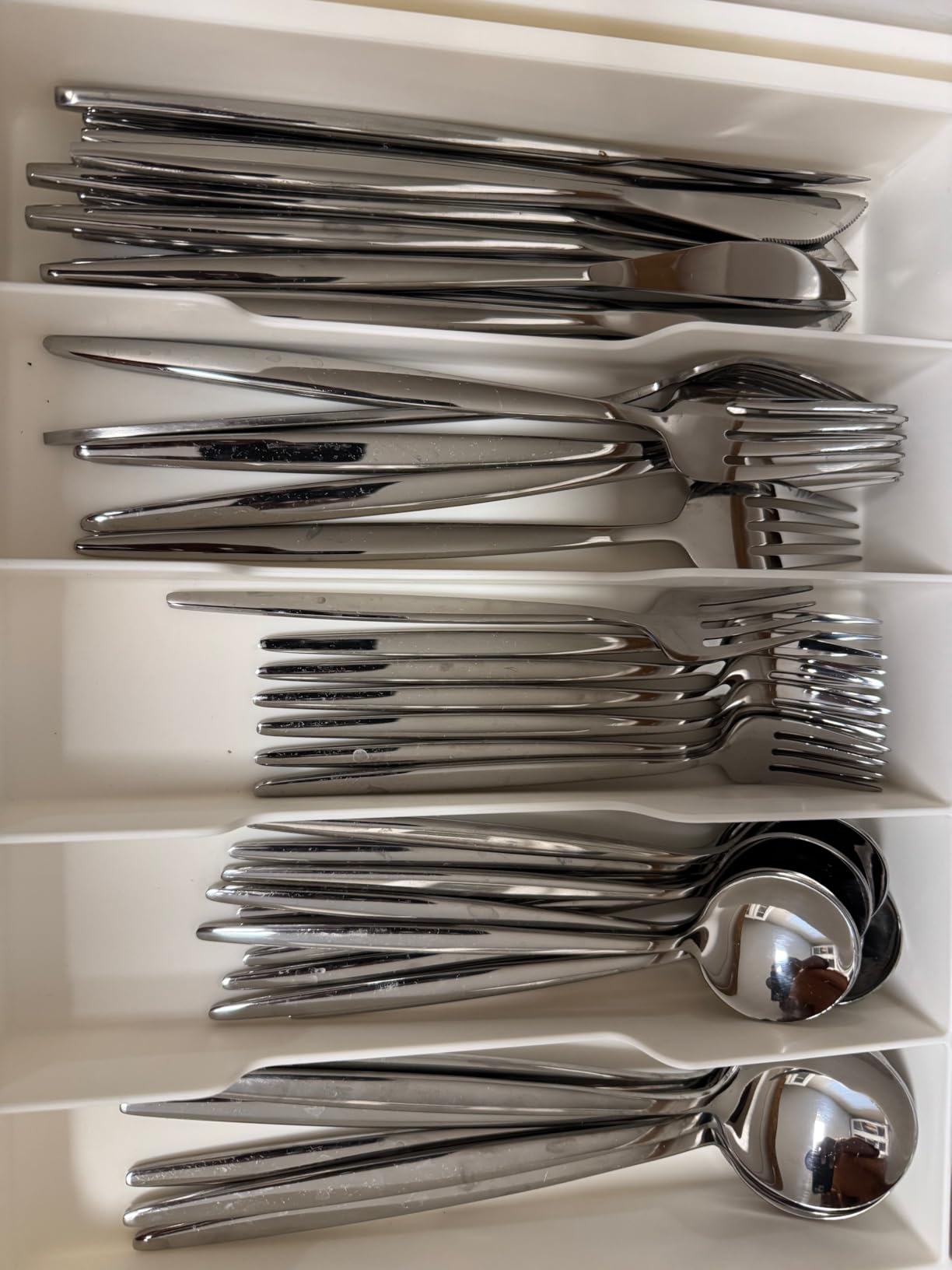 40-Piece Matte Black Silverware Set for 8, CEKEE Stainless Steel Flatware Cutlery Set, Cutlery Kitchen Utensils Set for Home Restaurant Apartment, Include Knife Forks and Spoons Silverware Set Customer Review 40-Piece Matte Black Silverware Set for 8, CEKEE Stainless Steel Flatware Cutlery Set, Cutlery Kitchen Utensils Set for Home Restaurant Apartment, Include Knife Forks and Spoons Silverware Set - Customer Photo 1