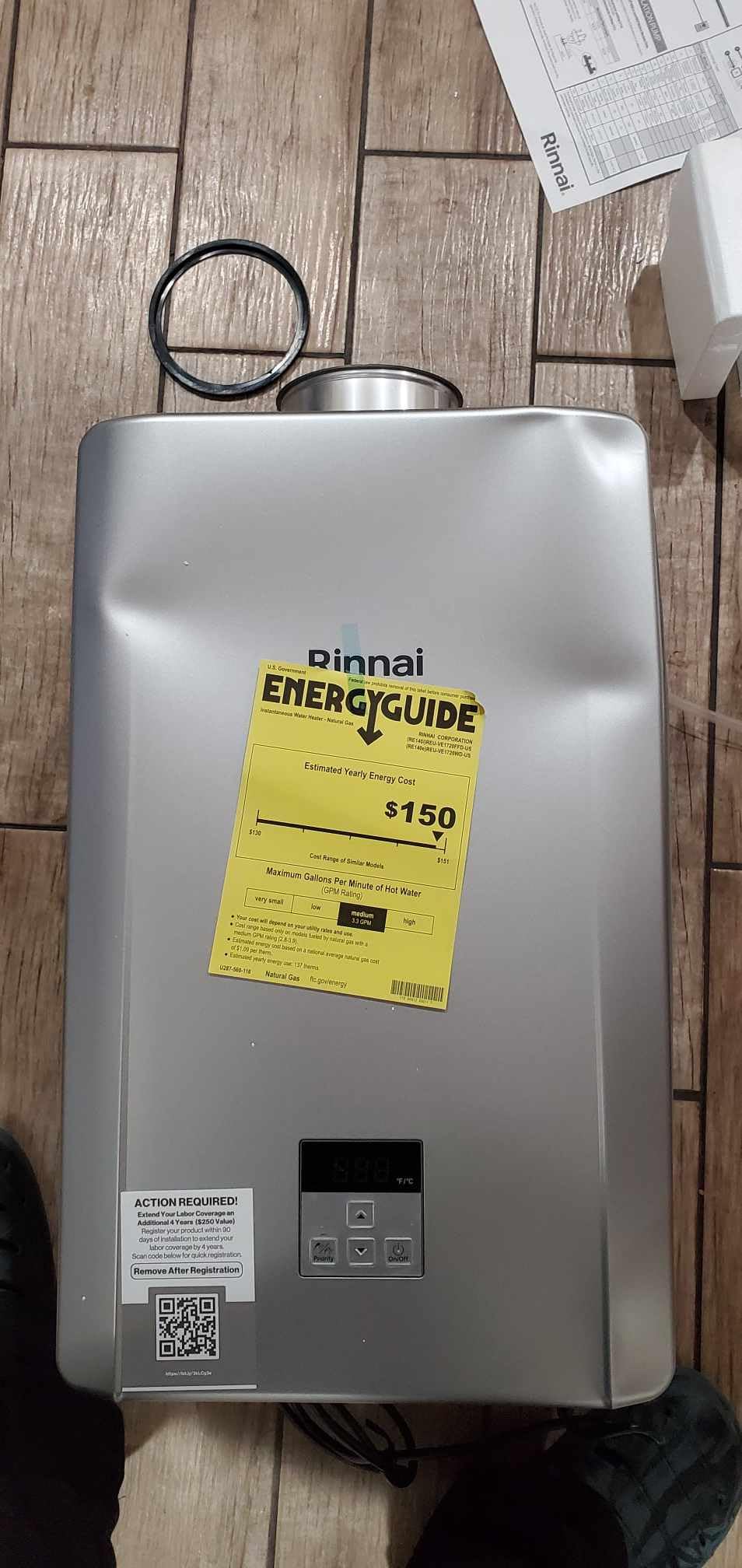 Rinnai RE140iN Non-Condensing Natural Gas Tankless Water Heater, Up to 5.3 GPM, Indoor Installation, 140,000 BTU Customer Review Rinnai RE140iN Non-Condensing Natural Gas Tankless Water Heater, Up to 5.3 GPM, Indoor Installation, 140,000 BTU - Customer Photo 1