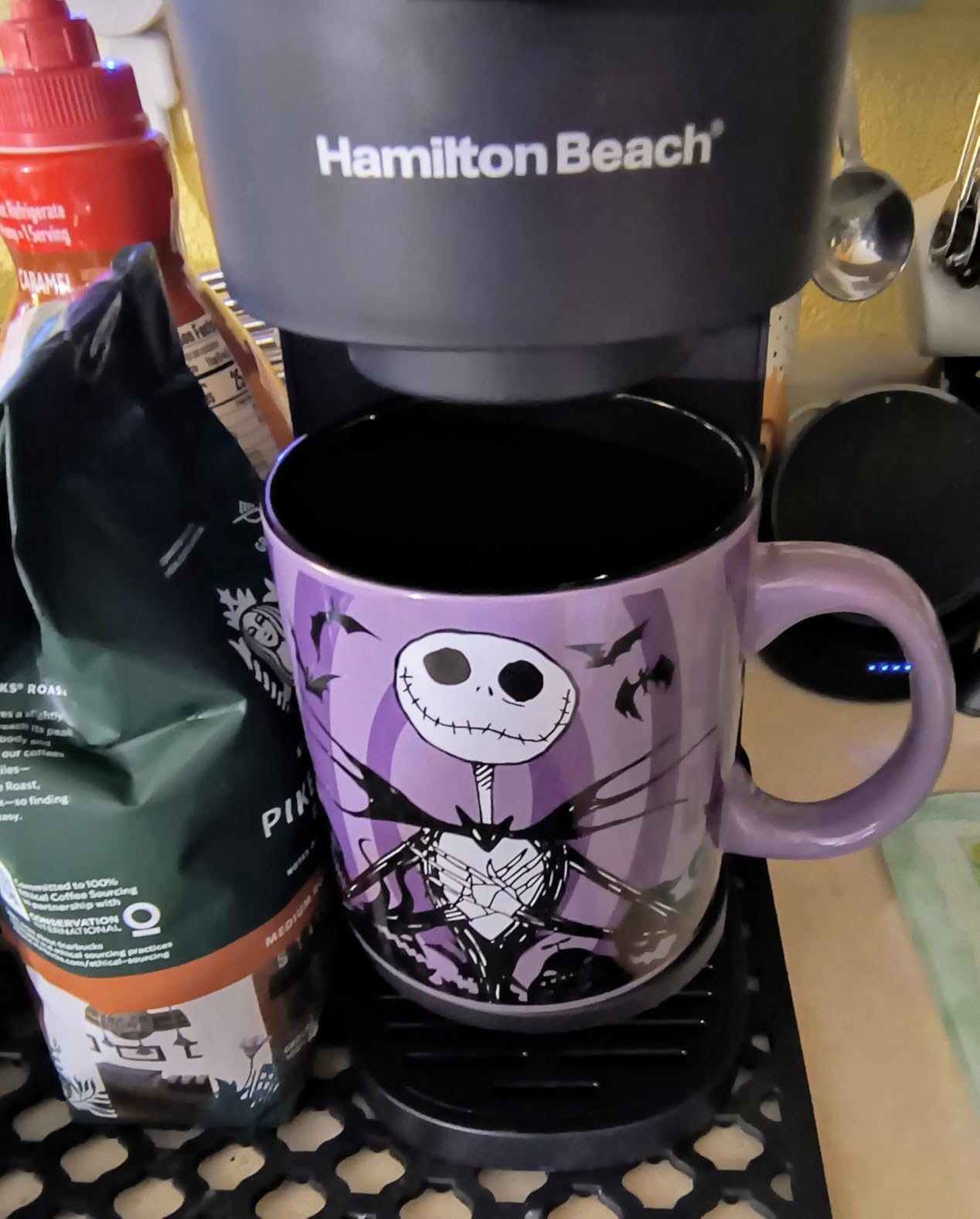 Hamilton Beach The Scoop Single Serve Coffee Maker & Fast Grounds Brewer for 8-14oz. Cups, Brews in Minutes, Black (47620), Next Gen Customer Review Hamilton Beach The Scoop Single Serve Coffee Maker & Fast Grounds Brewer for 8-14oz. Cups, Brews in Minutes, Black (47620), Next Gen - Customer Photo 5