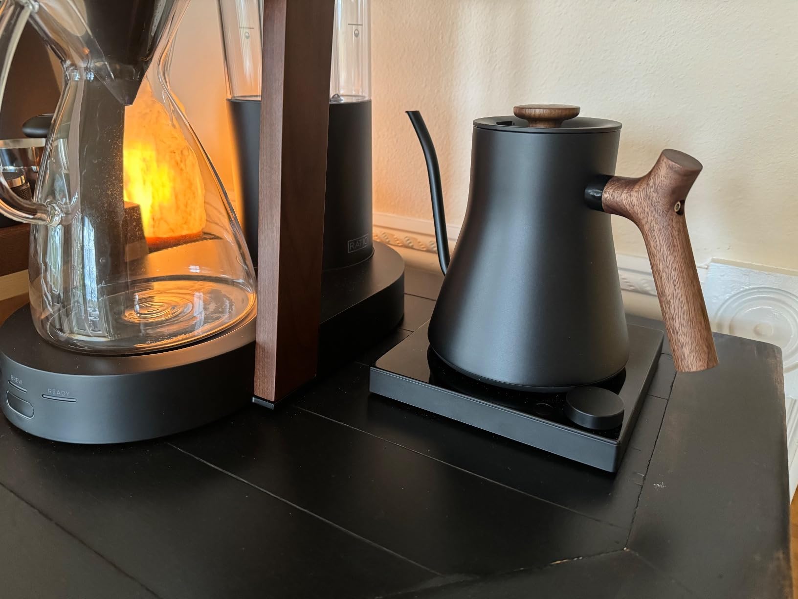 Fellow Stagg EKG Pro Electric Gooseneck Kettle - Pour-Over Coffee and Tea, Quick Heating, Precise Temperature Control, Scheduling, Built-in Brew Timer, Matte Black, 0.9 Liter - Customer Photo 1