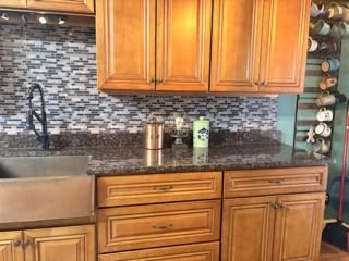 STICKGOO Thicker Design Peel and Stick, Self Adhesive Stick On Tile Backsplash for Kitchen and Bathroom, Beige & White, 12x12, 10 Sheets Customer Review STICKGOO Thicker Design Peel and Stick, Self Adhesive Stick On Tile Backsplash for Kitchen and Bathroom, Beige & White, 12x12, 10 Sheets - Customer Photo 1