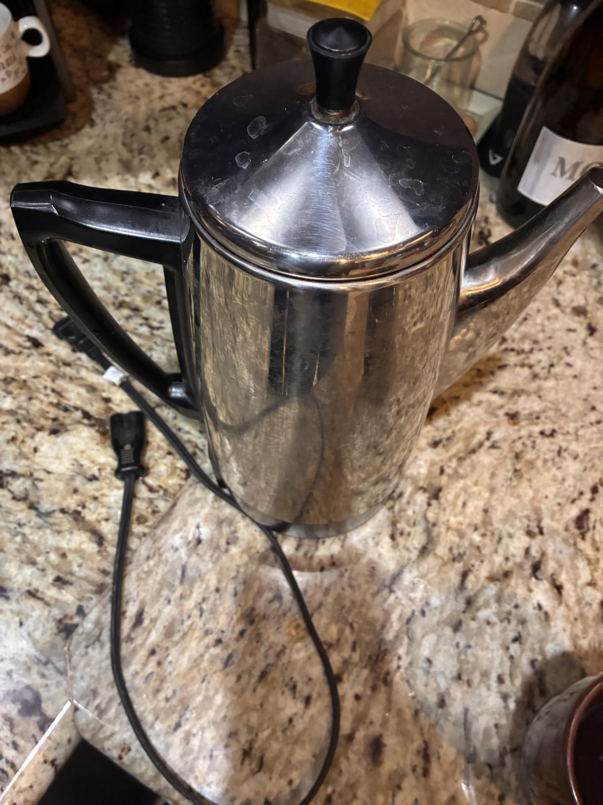 Presto 02815 12-Cup Cordless Coffee Percolator - Stainless Steel, Modern Design, Easy Pour Spout, Stay-Cool Handle, Matte-Black Customer Review Presto 02815 12-Cup Cordless Coffee Percolator - Stainless Steel, Modern Design, Easy Pour Spout, Stay-Cool Handle, Matte-Black - Customer Photo 4