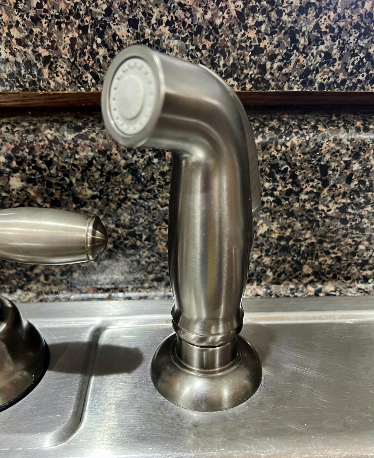 Universal Kitchen Sink Spray Attachment/Hose/Holder Set, Kitchen Side Sprayer Compatible with Moen/Delta Faucet, Kitchen Sink Faucet Sprayer Replacement, Brushed Nickel Finish Customer Review Universal Kitchen Sink Spray Attachment/Hose/Holder Set, Kitchen Side Sprayer Compatible with Moen/Delta Faucet, Kitchen Sink Faucet Sprayer Replacement, Brushed Nickel Finish - Customer Photo 5