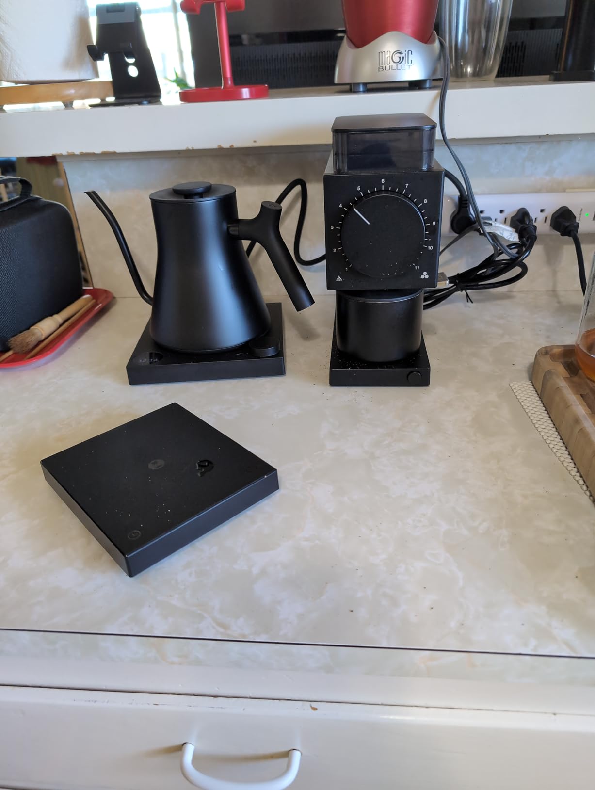 Fellow Gen 2 Ode Brew Grinder - Burr, Electric Coffee Bean Grinder with 31 Settings for Drip, French Press & Cold Brew - Small Footprint - Matte Black Customer Review Fellow Gen 2 Ode Brew Grinder - Burr, Electric Coffee Bean Grinder with 31 Settings for Drip, French Press & Cold Brew - Small Footprint - Matte Black - Customer Photo 2