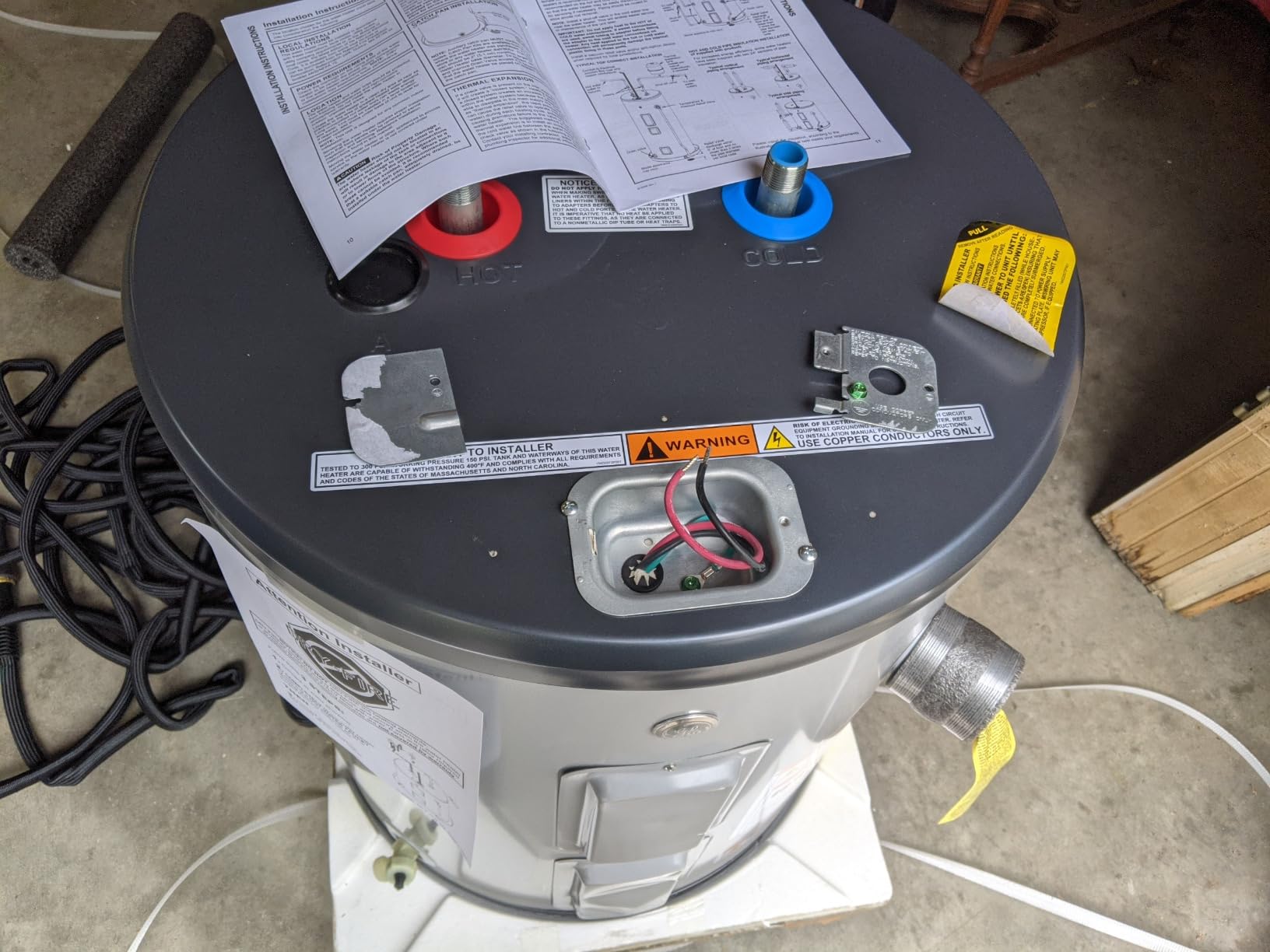 GE Appliances 18 Gallon Versatile Electric Water Heater with Adjustable Thermostat & Drain Valve, Side Port Lowboy, Point of Use, 240 Volt - Customer Photo 2
