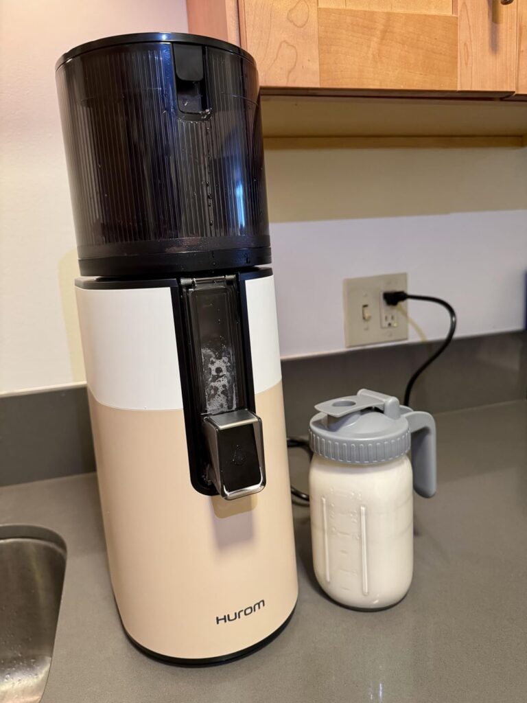Hurom H400 Cold Press Juicer Machine, Award Winning Masticating Slow Juicer, Easy to Clean, Strainer & Hands Free with Self Feeding, Wide Mouth Hopper, Easy Assembly (White) Customer Review Best Juicers Easy To Clean