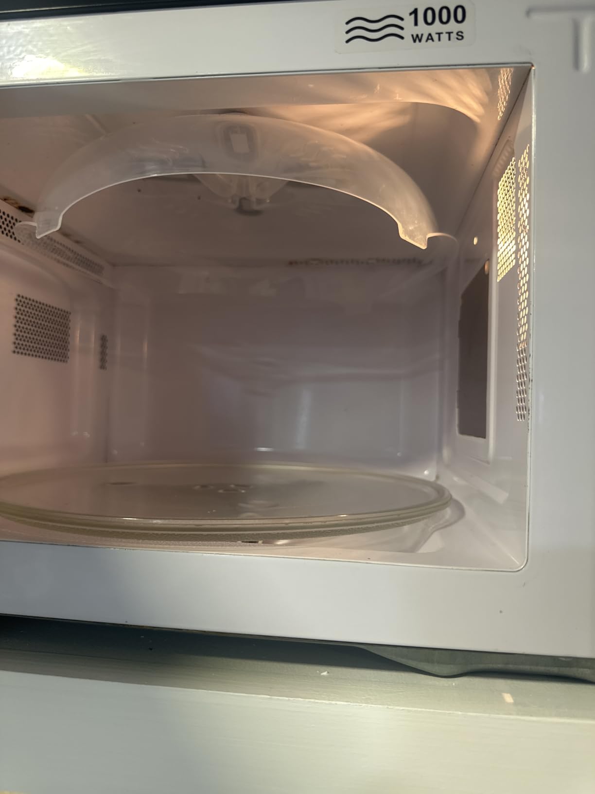HOVER COVER Magnetic Splatter Cover, 12-Inch Clear BPA-Free Food Lid, Vented Plate Guard with Steam Vents, Anti-Splash Microwave Lid, Dishwasher Safe, Space-Saving Magnetic Storage - Gray - Customer Photo 2