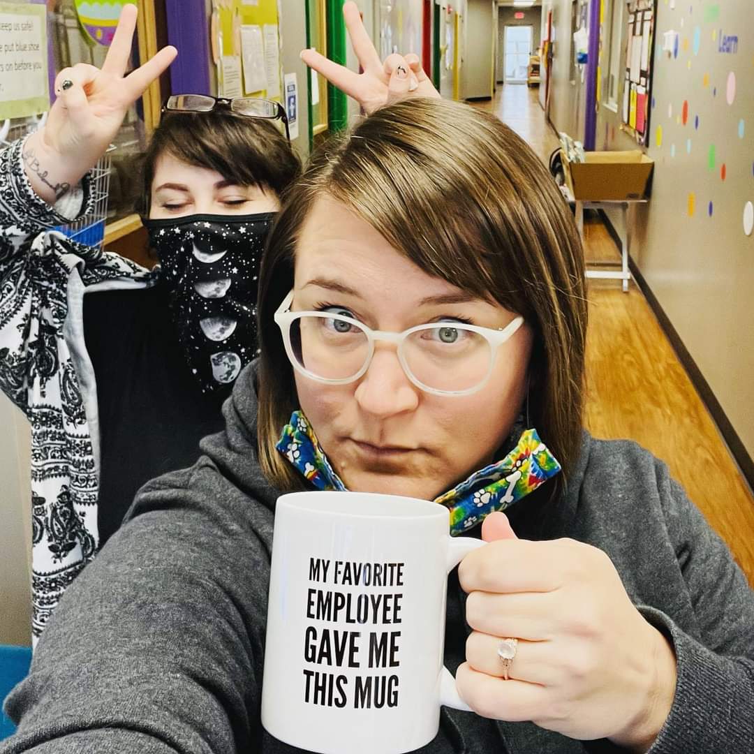 Panvola My Favorite Employee Gave Me This Mug Funny Boss Gifts from Employees Coworker Gifts To Employer Novelty Drinkware Ceramic Mug (11 oz, Black) - Customer Photo 1