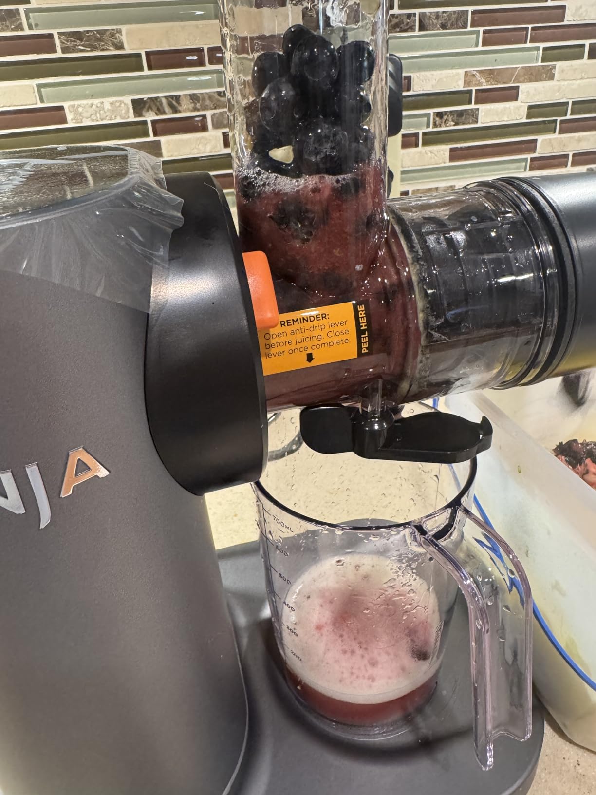 Ninja NeverClog Cold Press Juicer, Powerful Slow Juicer with Total Pulp Control, Countertop, Electric, 2 Pulp Functions, Dishwasher Safe, 2nd Generation, Charcoal, JC151 Customer Review Ninja NeverClog Cold Press Juicer, Powerful Slow Juicer with Total Pulp Control, Countertop, Electric, 2 Pulp Functions, Dishwasher Safe, 2nd Generation, Charcoal, JC151 - Customer Photo 4