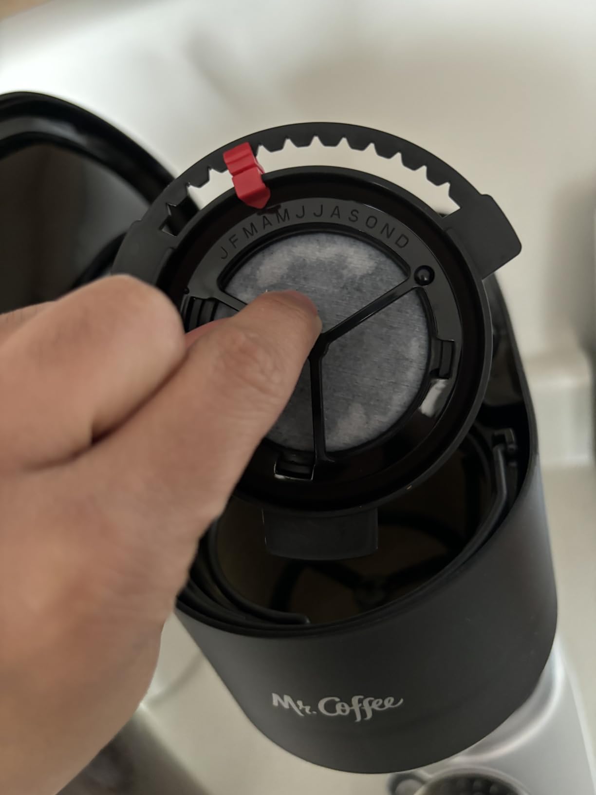 Mr. Coffee Iced Coffee Maker, Single Serve Hot and Cold Coffee Maker with 22 ounce Reusable Tumbler, Filter and Wholesalehome Cloth Customer Review Mr. Coffee Iced Coffee Maker, Single Serve Hot and Cold Coffee Maker with 22 ounce Reusable Tumbler, Filter and Wholesalehome Cloth - Customer Photo 2