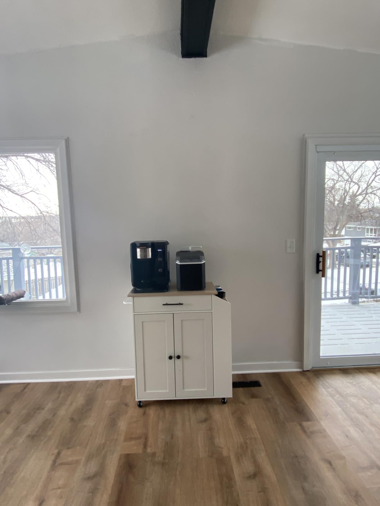 HOOBRO Kitchen Island with Power Outlet, Kitchen Storage Island with Spice Rack and Drawer, Rolling Kitchen on Wheels, for Home, Dining Room, Natural and White WN82UZD01G1 - Customer Photo 2