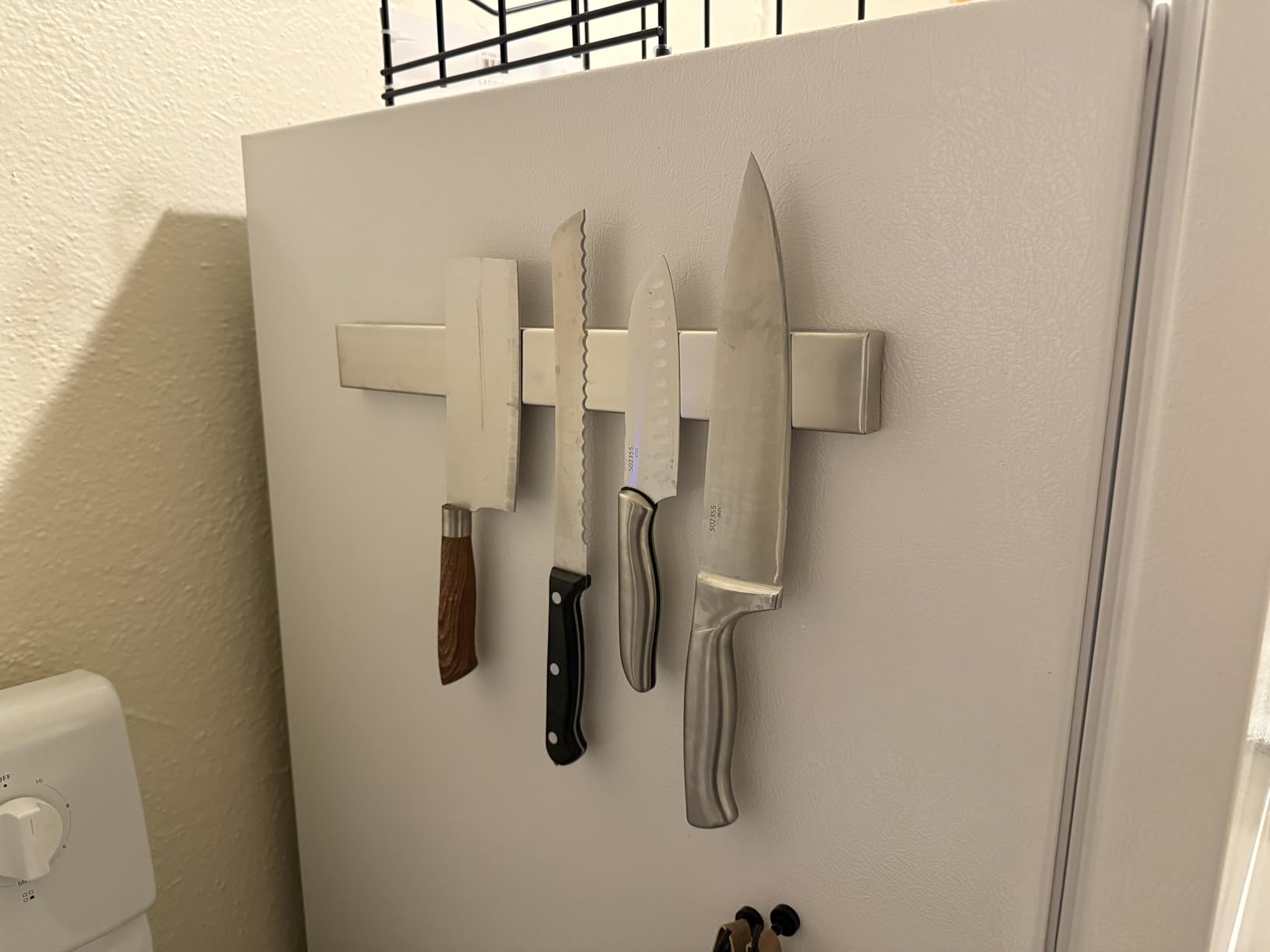 Magnetic Knife Holder for Wall, Knife Magnetic Strip Magnetic Knife Holder for Refrigerator Mount Knife Rack Kitchen Utensil Holder Metal Tool Holder Knife Block Kitchen Organizers Accessories 10 Inch - Customer Photo 1