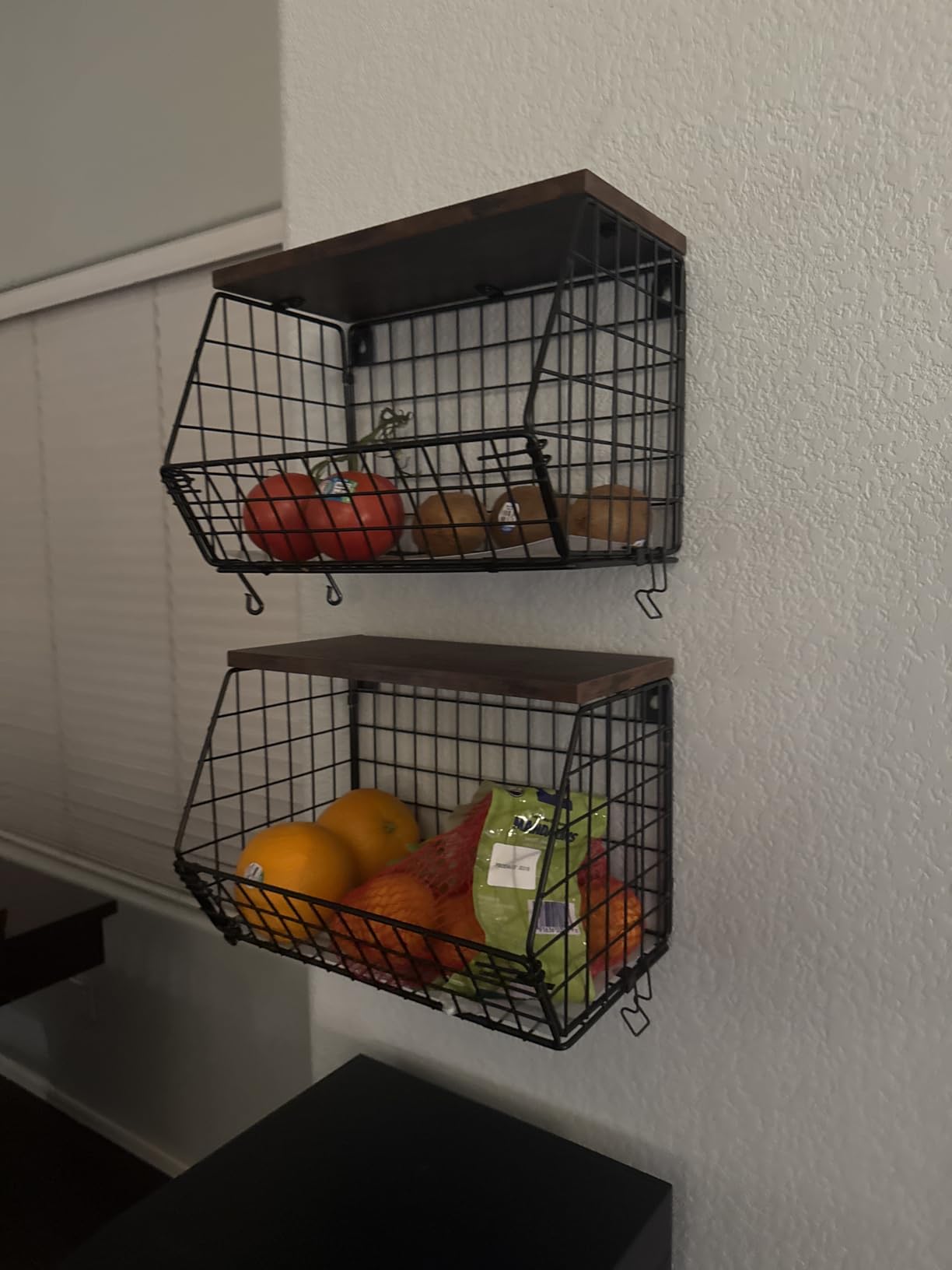 2 Tier Fruit Bowl Fruit Basket for Kitchen Counter Stackable Wall Mounted Hanging Basket Wire Baskets with Wood Lid with 4 Banana Hanger Hooks, Onion Basket, Fruit and Vegetable Storage Customer Review 2 Tier Fruit Bowl Fruit Basket for Kitchen Counter Stackable Wall Mounted Hanging Basket Wire Baskets with Wood Lid with 4 Banana Hanger Hooks, Onion Basket, Fruit and Vegetable Storage - Customer Photo 2