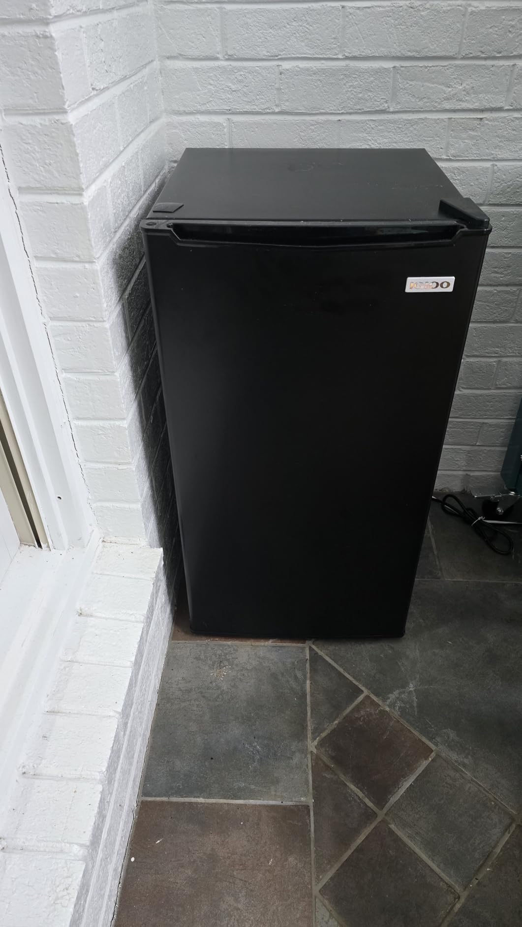 Igloo 3.2 Cu.Ft. Single Door Compact Refrigerator with Freezer - Slide Out Glass Shelf, Perfect for Homes, Offices, Dorms - Black - Customer Photo 1