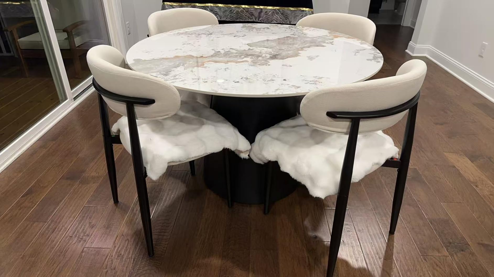 POVISON Round Dining Table for 4, 47'' Modern Dining Table Marble Round, Glossy White Sintered Stone Dining Tabletop with Solid Black Carbon Steel Base, Circle Kitchen Table (Table Only) - Customer Photo 3