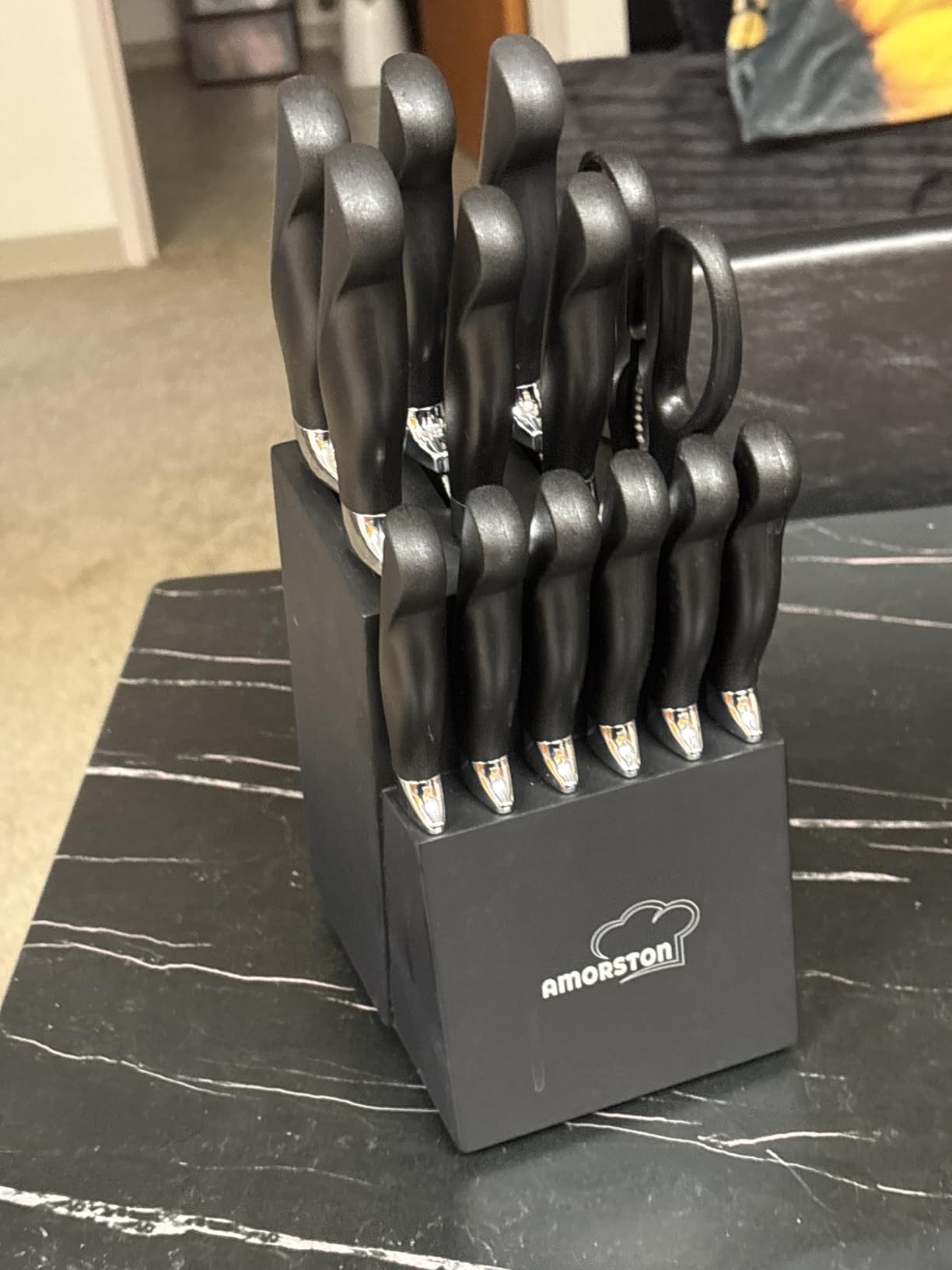 Knife Set, Amorston 15 Pieces Knife Sets for Kitchen with Block, Dishwasher Safe Kitchen Knife Set with Built in Sharpener Block, German Stainless Steel Knife Block Set, Black - Customer Photo 1