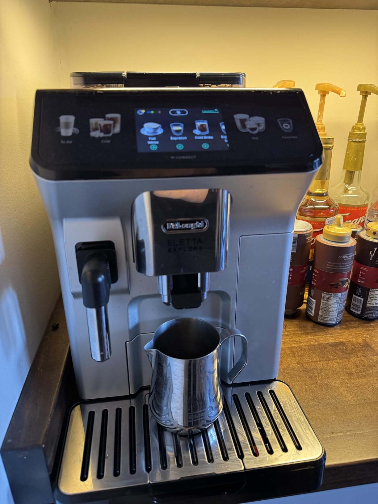 De'Longhi Eletta Explore Espresso Machine with Cold Brew, Hot & Cold Milk Frother - 50+ Recipes, Built in Grinder, User Profiles, Smartphone Compatible with Bean Adapt Technology for Ideal Extraction customer photo 1
