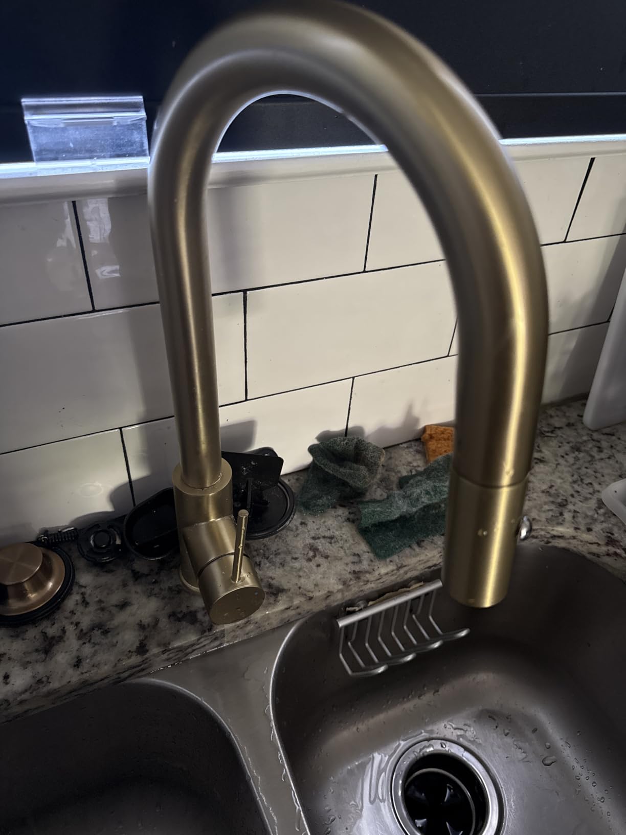 AguaStella AS60W Shiny White Kitchen Sink Faucet with Pull Down Sprayer Single Handle Customer Review AguaStella AS60W Shiny White Kitchen Sink Faucet with Pull Down Sprayer Single Handle - Customer Photo 1