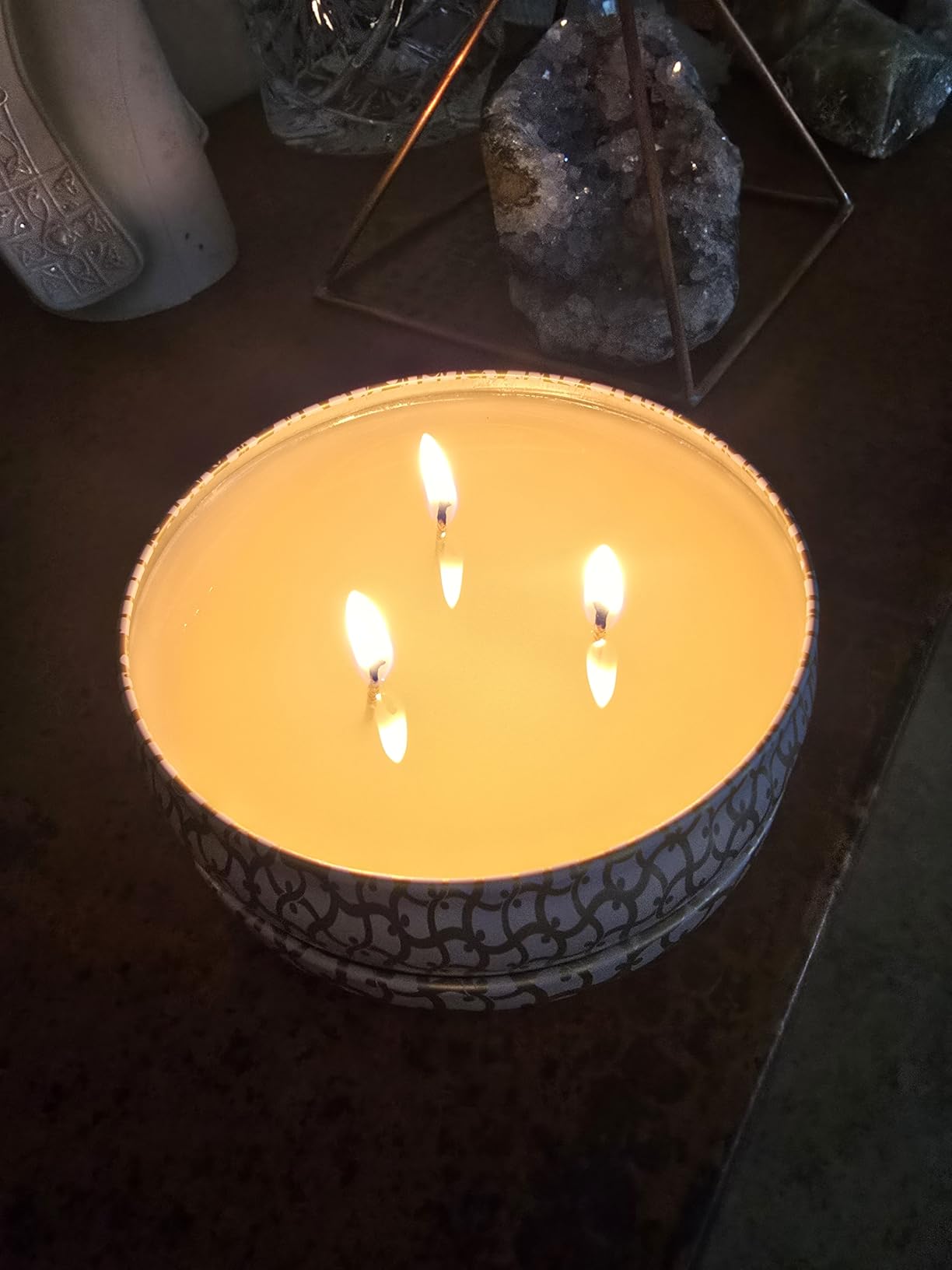 Voluspa Noble Fir Garland, 3 Wick Tin Candle, 12oz, 40 Hour Burn Time, Coconut Wax Candle for The Home, Poured in The USA - Customer Photo 1