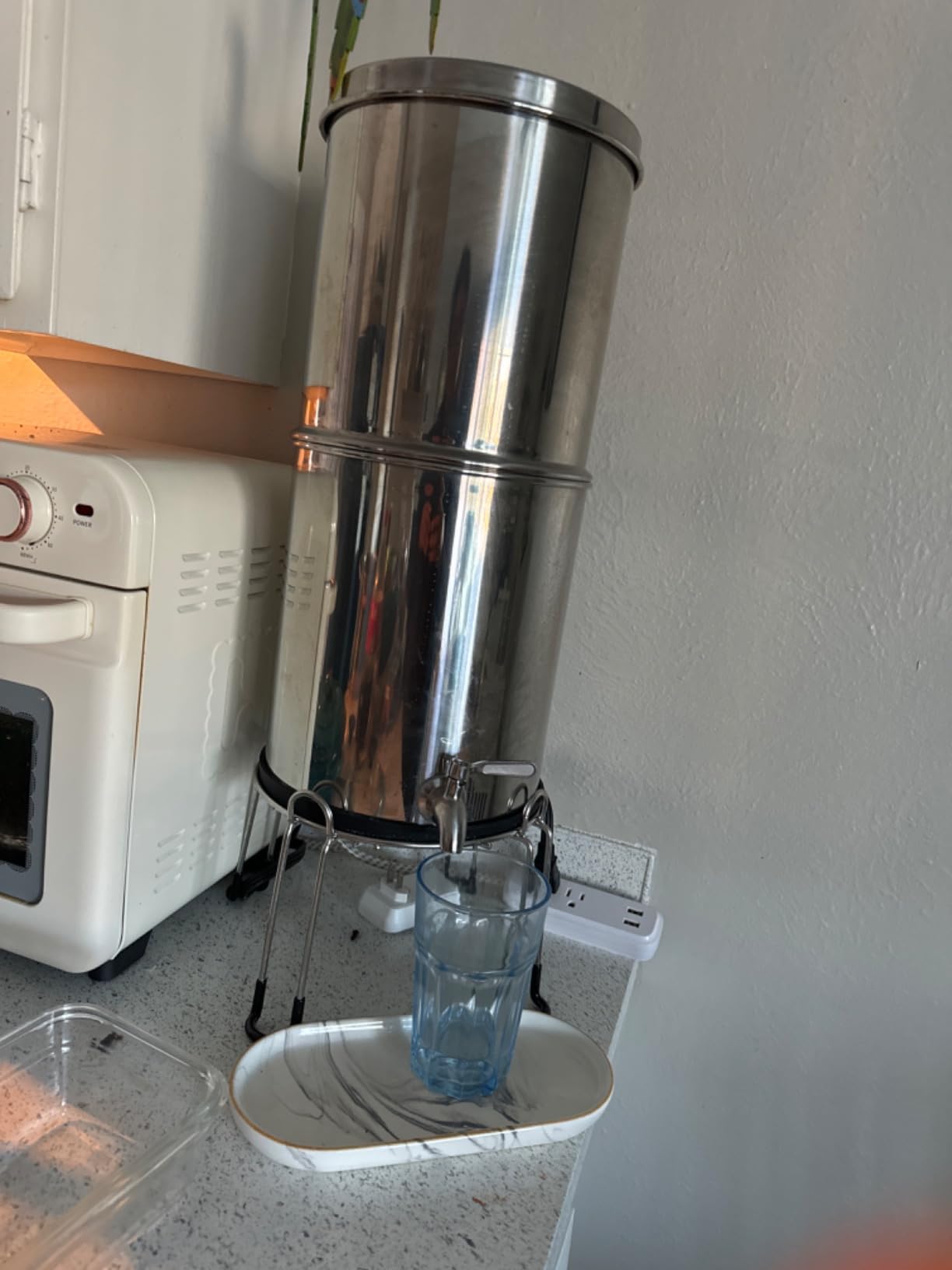 CO-Z Gravity-Fed Water Filter System, 2.25 Gallons Countertop Water Filtration System, 304 Stainless Steel Gravity Water Purifier with 2 Carbon Filters & Water Spigot, NSF/ANSI 42 Certification Customer Review CO-Z Gravity-Fed Water Filter System, 2.25 Gallons Countertop Water Filtration System, 304 Stainless Steel Gravity Water Purifier with 2 Carbon Filters & Water Spigot, NSF/ANSI 42 Certification - Customer Photo 1