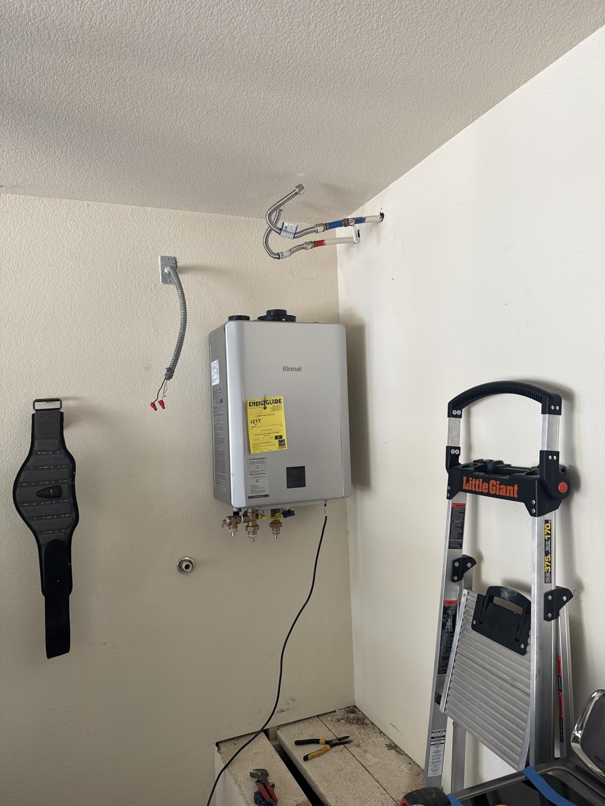 NEW Rinnai RX160iN Condensing Smart Sense Natural Gas or Propane Tankless Water Heater, Indoor or Outdoor Water Heater, Up to 9 GPM, 160,000 BTU customer photo 1