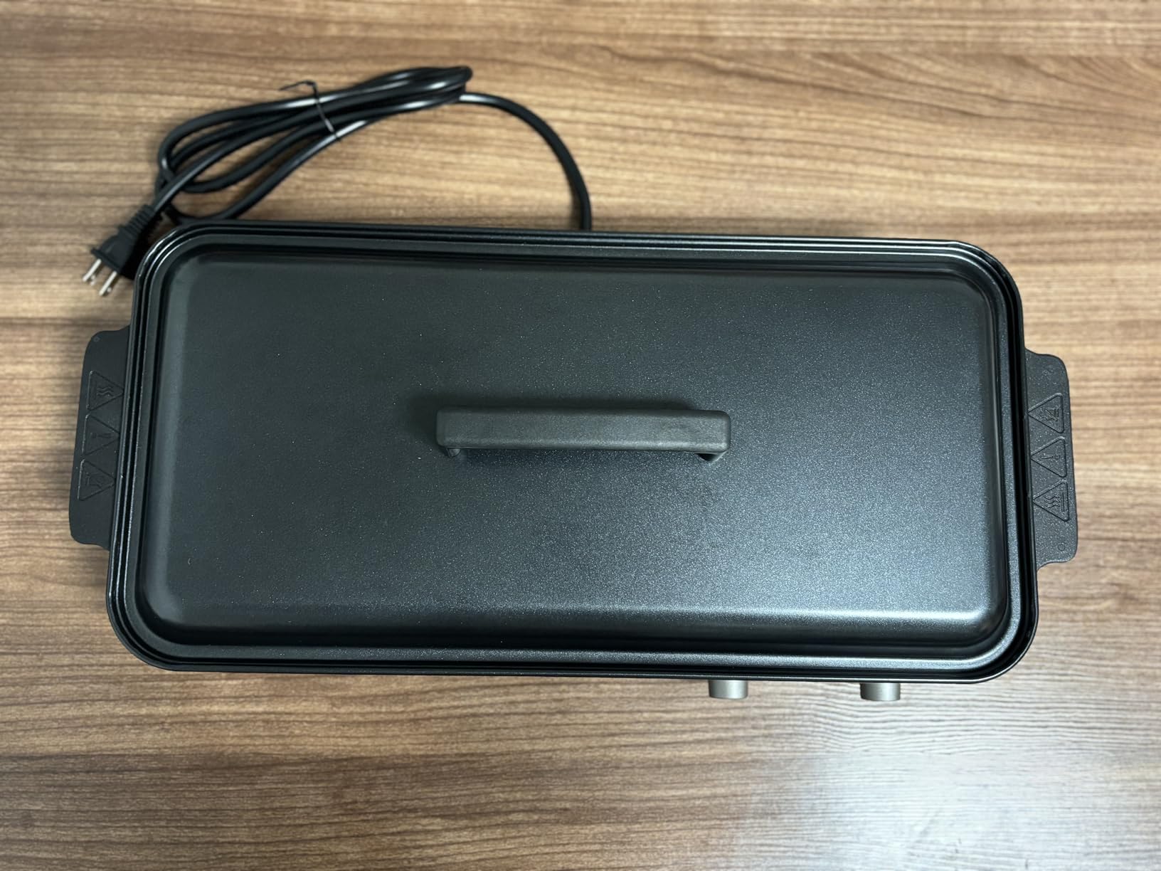 AMZCHEF Double Induction Cooktop with Removable Griddle Pan Non-stick, 1800W 2 burner Portable Induction Stove With Sensor Touch 9 Power Levels, 99 Min Timer, Iron Grey - Customer Photo 5