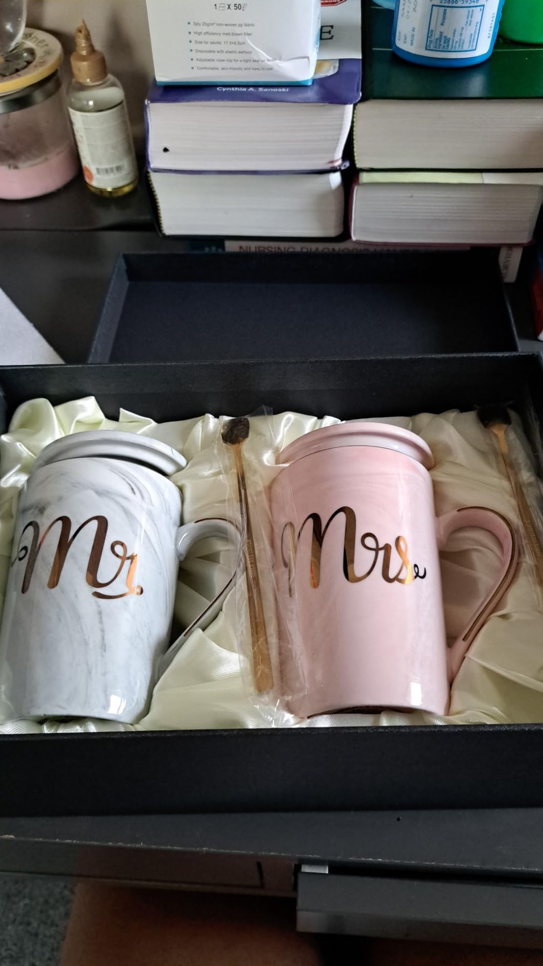 Biching Best Boss Gifts for Men, Unique Office Gift for Men Women, Funny Birthday Gift for Leader, Farewell Present for Leader Coworkers, 18 Oz Worlds Best Boss Mug, Christmas Gifts for Manager - Customer Photo 2