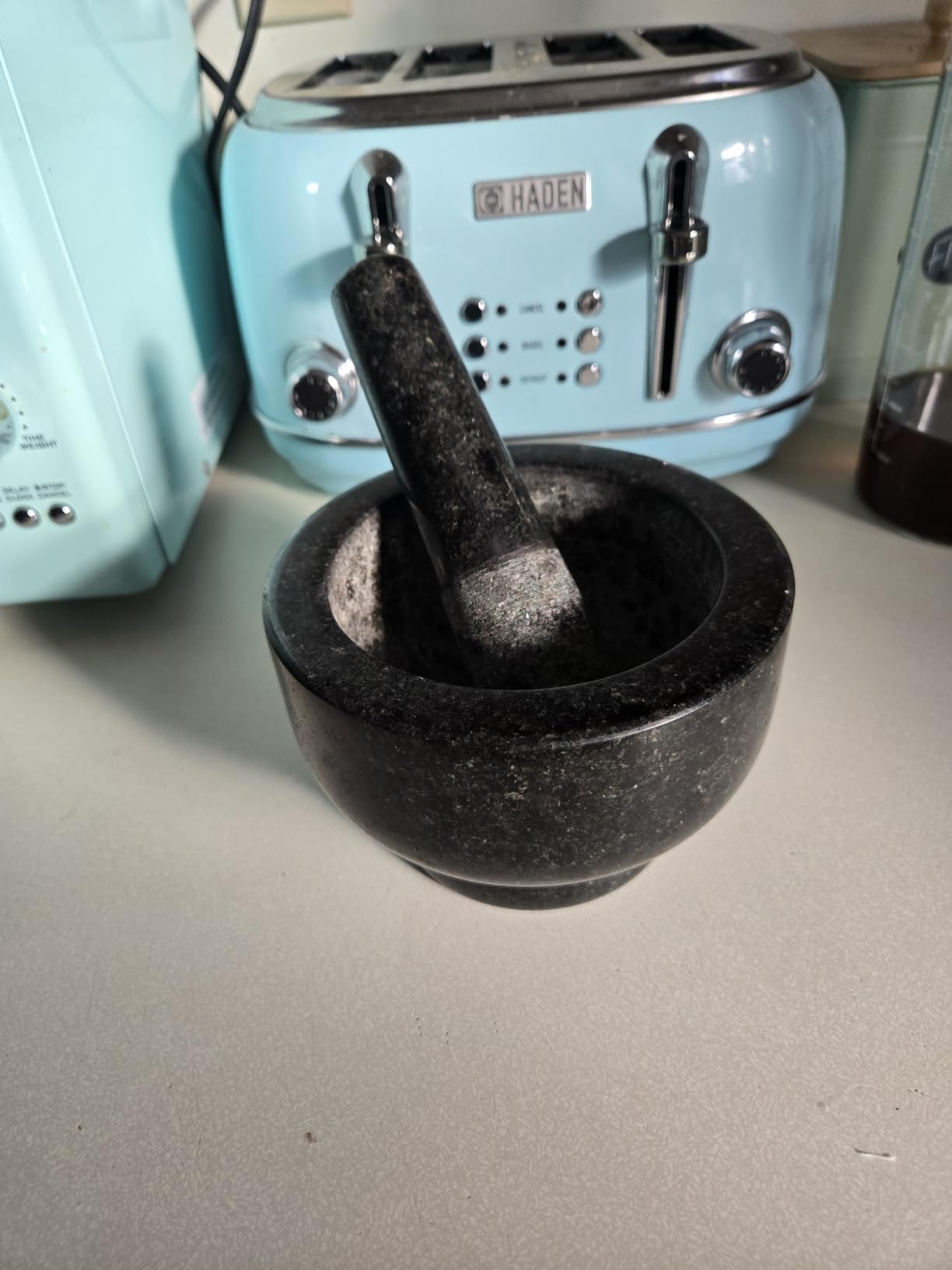 ChefSofi 1.5 Cup-Capacity Mortar and Pestle Set - Unpolished Heavy Granite for Enhanced Performance and Organic Appearance Customer Review ChefSofi 1.5 Cup-Capacity Mortar and Pestle Set - Unpolished Heavy Granite for Enhanced Performance and Organic Appearance - Customer Photo 1