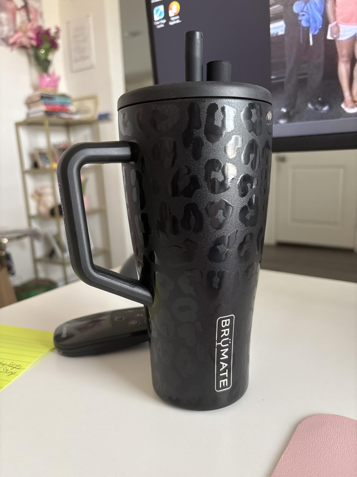BrüMate Era 40 oz Tumbler with Handle and Straw | 100% Leakproof Insulated Water Bottle Tumbler with Lid and Flexible SoftSip Straw | Made of Stainless Steel | Cup Holder Friendly | 40oz (Lilac Dusk) Customer Review BrüMate Era 40 oz Tumbler with Handle and Straw | 100% Leakproof Insulated Water Bottle Tumbler with Lid and Flexible SoftSip Straw | Made of Stainless Steel | Cup Holder Friendly | 40oz (Lilac Dusk) - Customer Photo 2