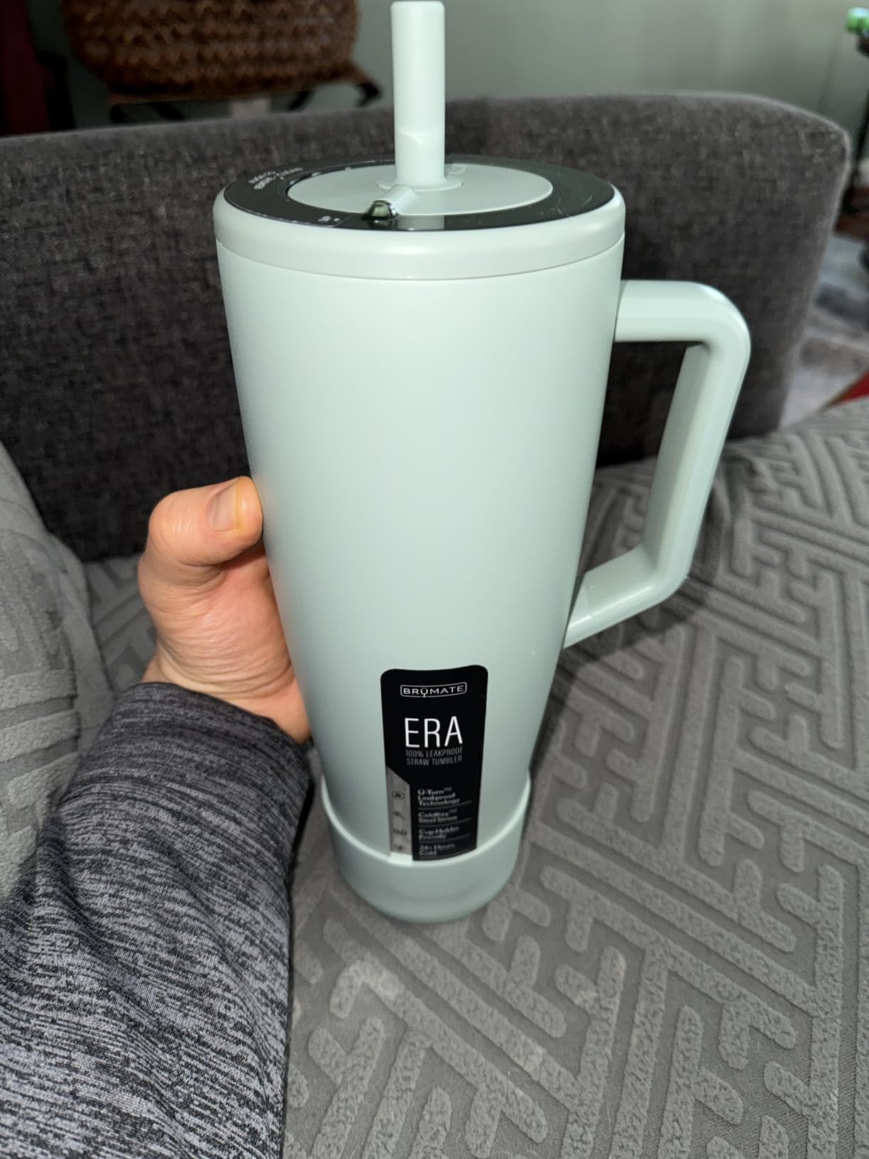 BrüMate Era 40 oz Tumbler with Handle and Straw | 100% Leakproof Insulated Water Bottle Tumbler with Lid and Flexible SoftSip Straw | Made of Stainless Steel | Cup Holder Friendly | 40oz (Dark Aura) - Customer Photo 4