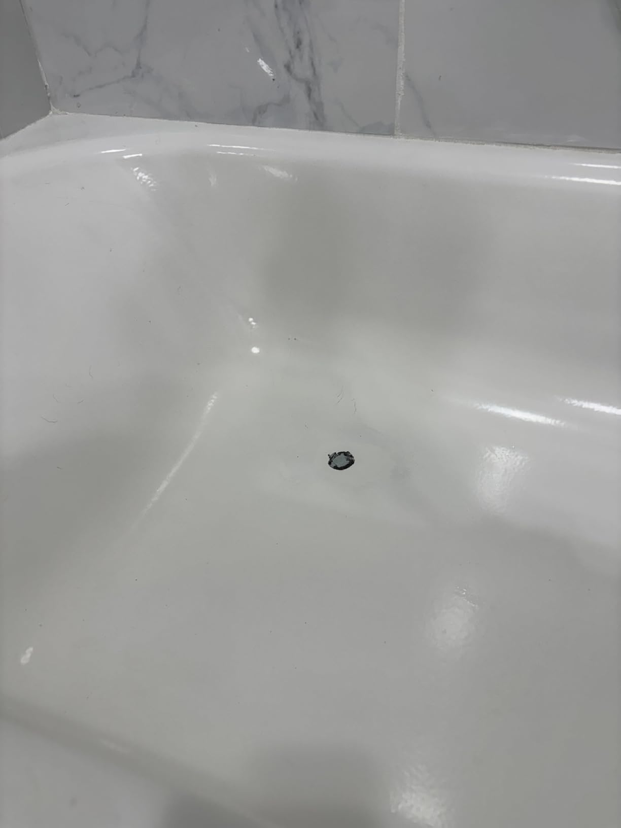 Tub Repair Kit White, Tub Chip and Bathtub Repair Kit for Enamel, Fiberglass, Acrylic, Porcelain, Patch and Repairs Chips, Crack, Scratches, Rust, Holes on Tubs, Toilet, Sink, Shower, Tray in Bathroom Customer Review Tub Repair Kit White, Tub Chip and Bathtub Repair Kit for Enamel, Fiberglass, Acrylic, Porcelain, Patch and Repairs Chips, Crack, Scratches, Rust, Holes on Tubs, Toilet, Sink, Shower, Tray in Bathroom - Customer Photo 1