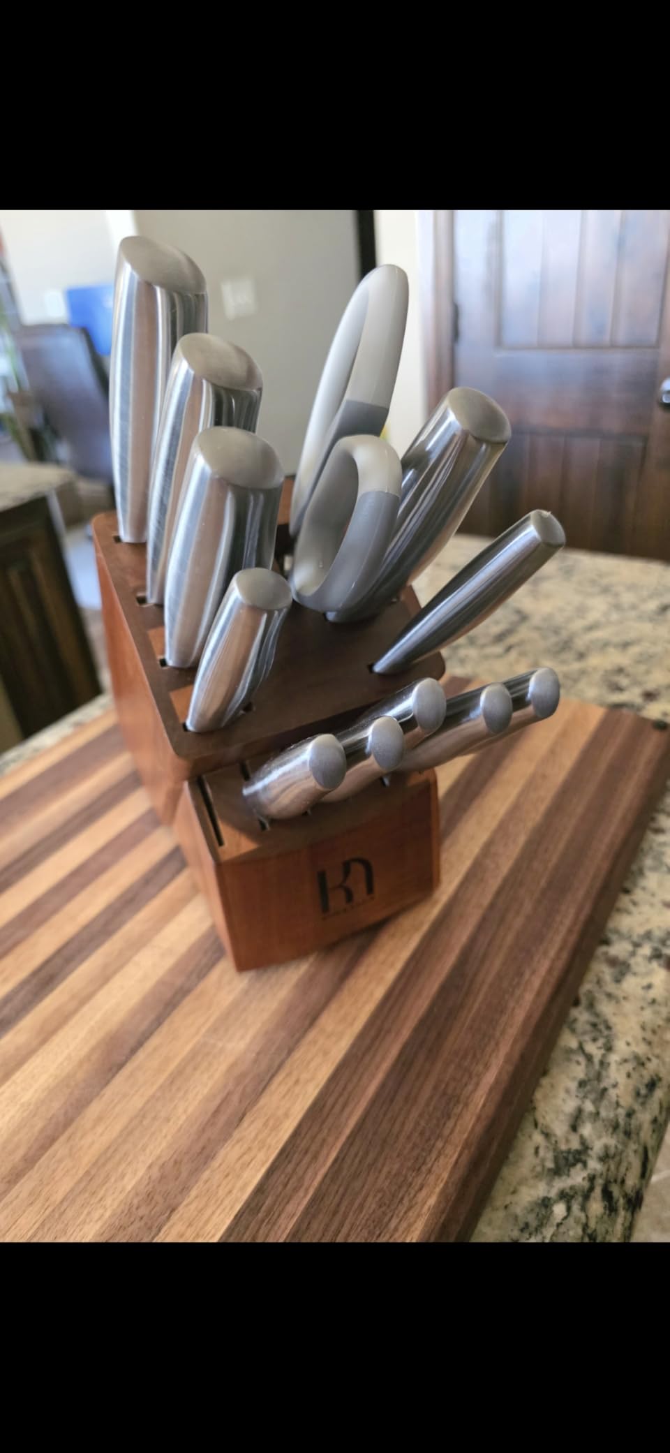 Kitchen Knife Set 14 Piece Premium Japanese High Carbon Stainless Steel Knife Block Sets with Built-in Sharpener, Razor Sharp Knives Set for Kitchen, Quality Acacia Wood Block Knife Set - Customer Photo 3